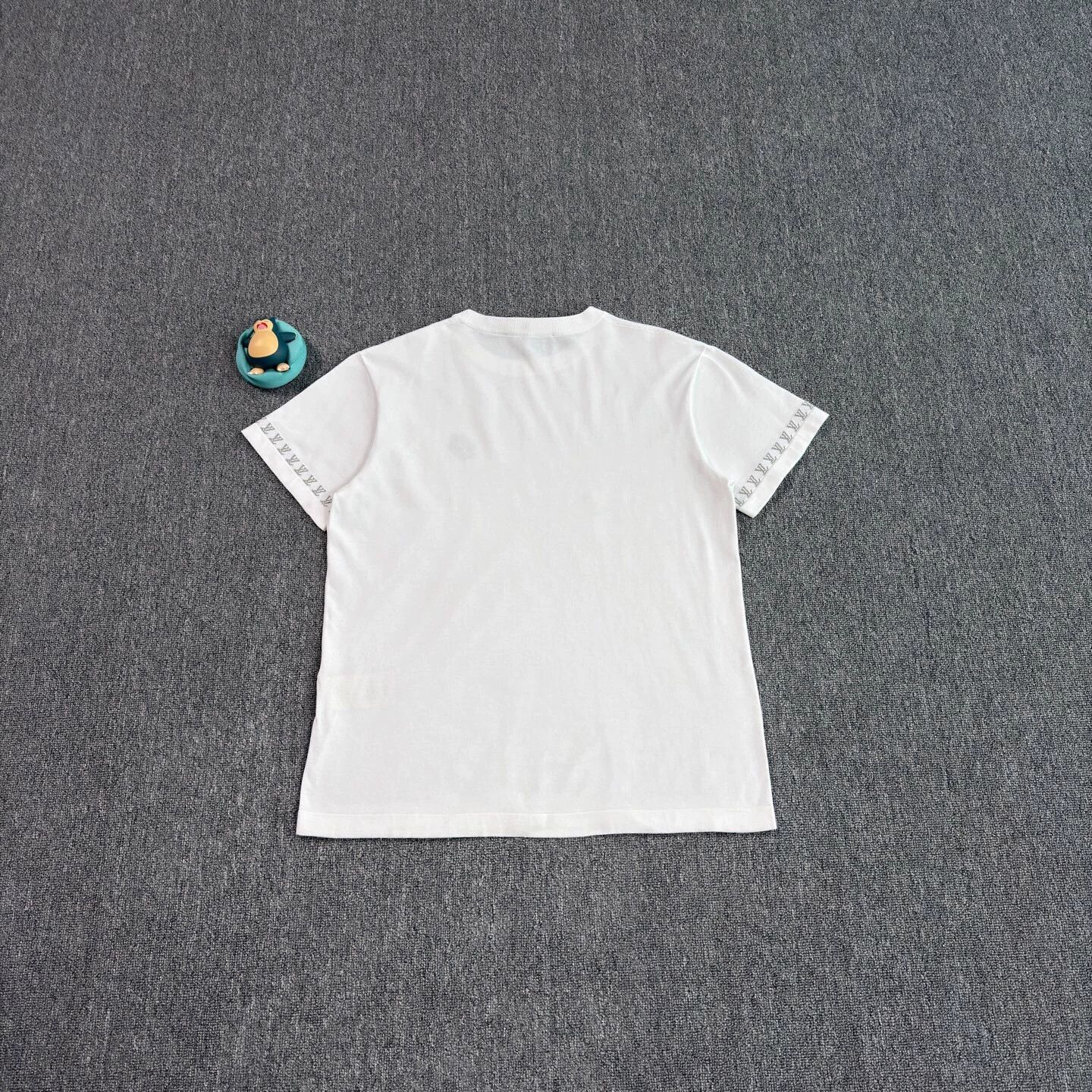 Louis Vuitton LV cuff allprint knit short-sleeve S NearNew Size US S / EU 44-46 / 1 - 2 Thumbnail
