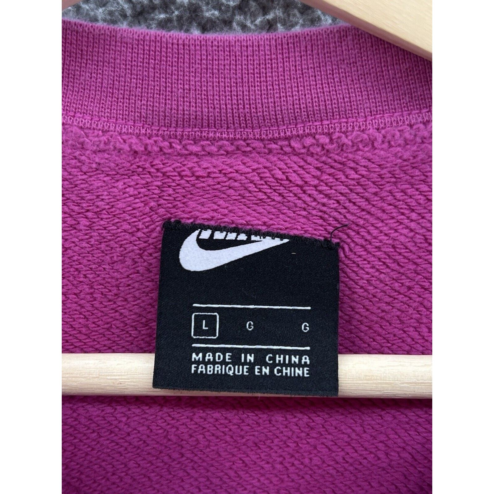 Nike Nike Scribble Doodle Printed Flocked Sweatshirt CJ5055-623 Size US L / EU 52-54 / 3 - 3 Thumbnail