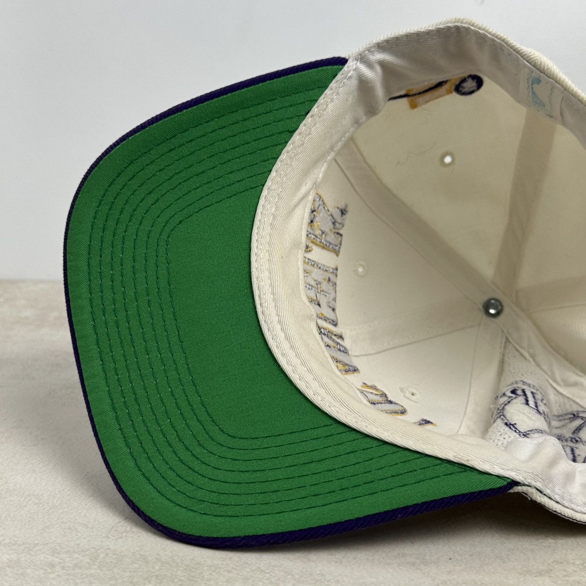 Vintage Vintage 90s Los Angeles Lakers Laser Sports Specialties Hat Size ONE SIZE - 8 Thumbnail