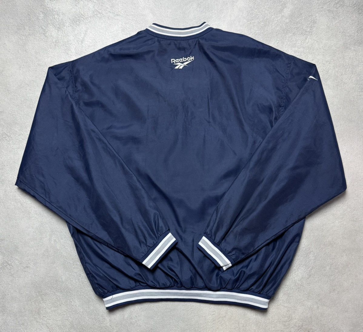 Reebok Reebok Georgetown Hoyas NCCA V-Neck Big Logo Sweatshirt Size US XL / EU 56 / 4 - 2 Thumbnail
