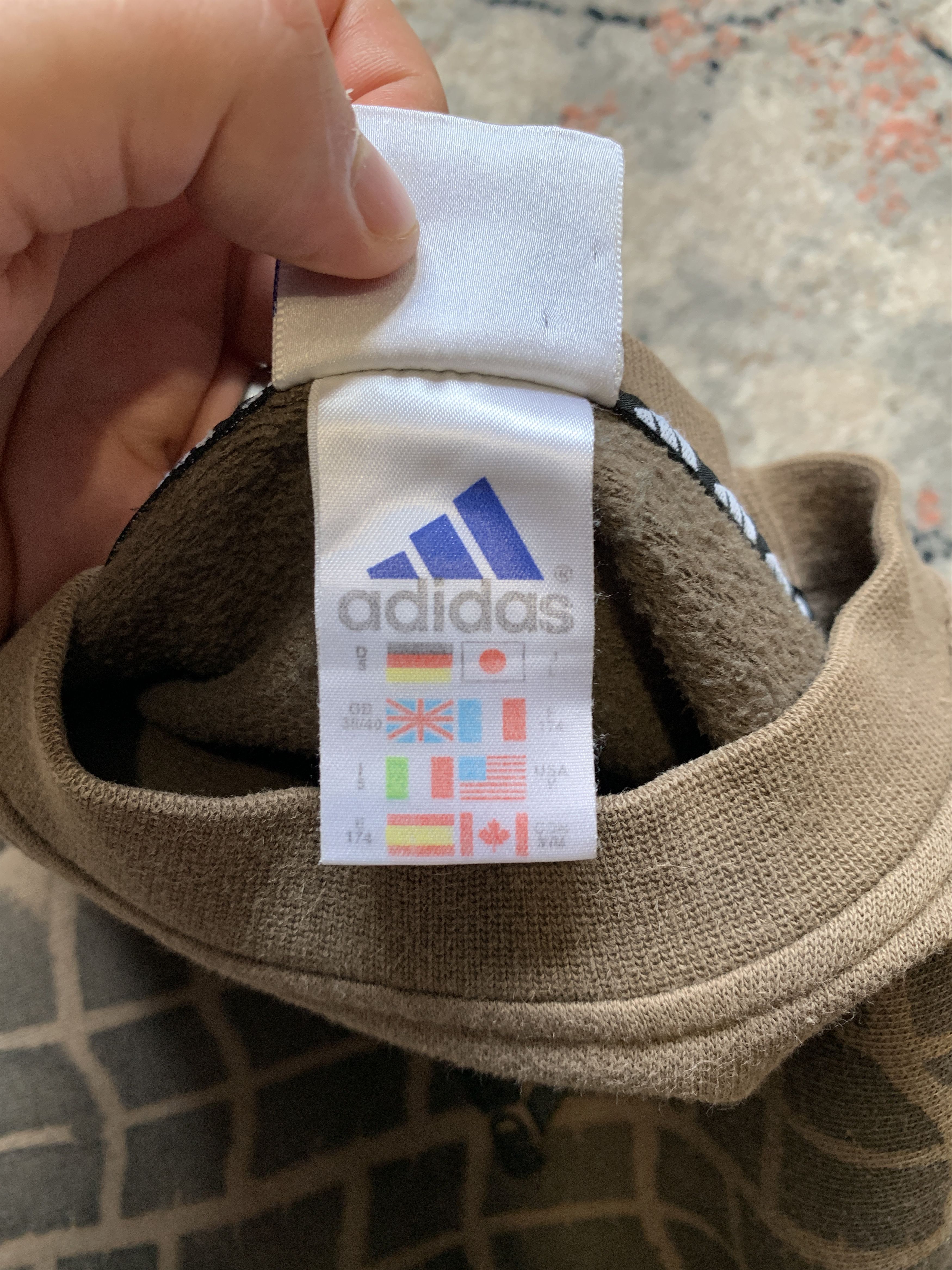 Adidas Vintage Adidas Custom Sweatshirt Size US L / EU 52-54 / 3 - 7 Thumbnail