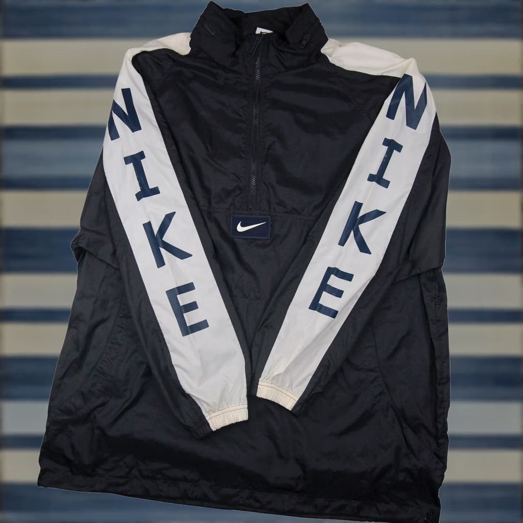 Nike VINTAGE Nike Windbreaker Jacket Arm Spellout Center Swoosh XL Men Blue 90s Size US XL / EU 56 / 4 - 1 Thumbnail