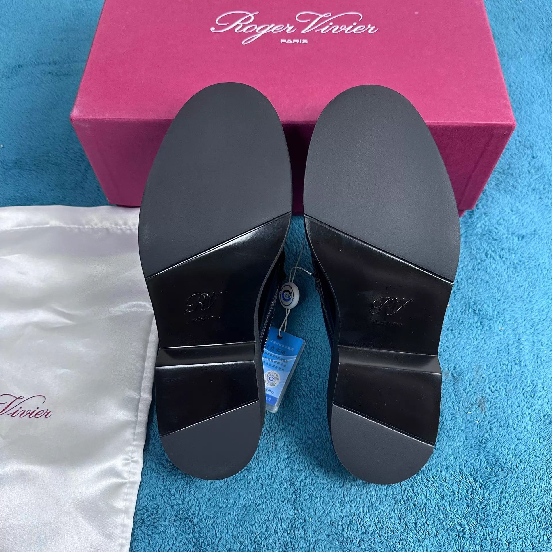 Roger Vivier RV Patent Leather Crystal Buckle Mule Black Size US 8 / IT 38 - 5 Thumbnail