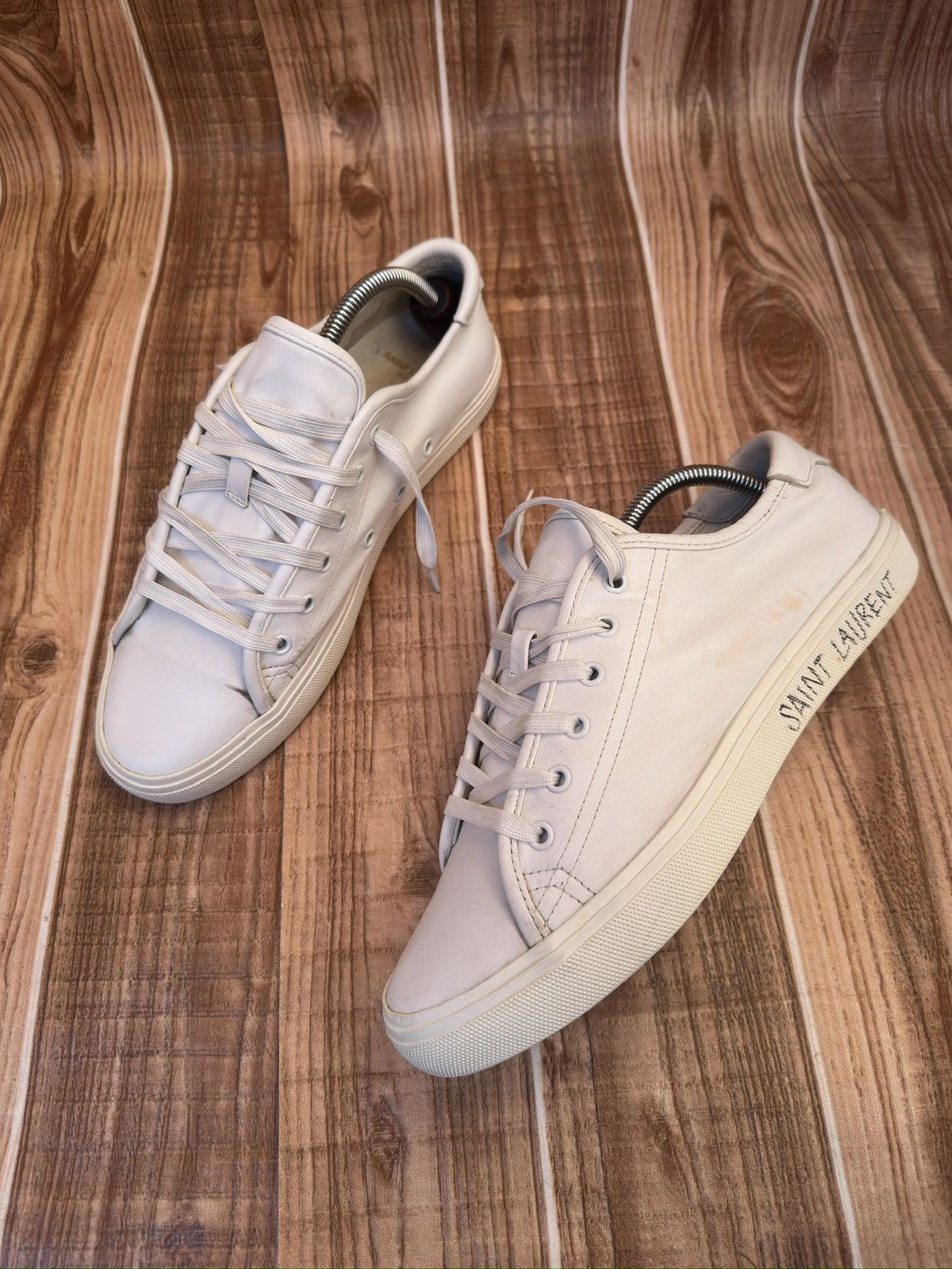 Yves Saint Laurent Saint Laurent Malibu White Leather Lace Up Lowtop Sneaks Size US 8.5 / EU 41-42 - 13 Thumbnail