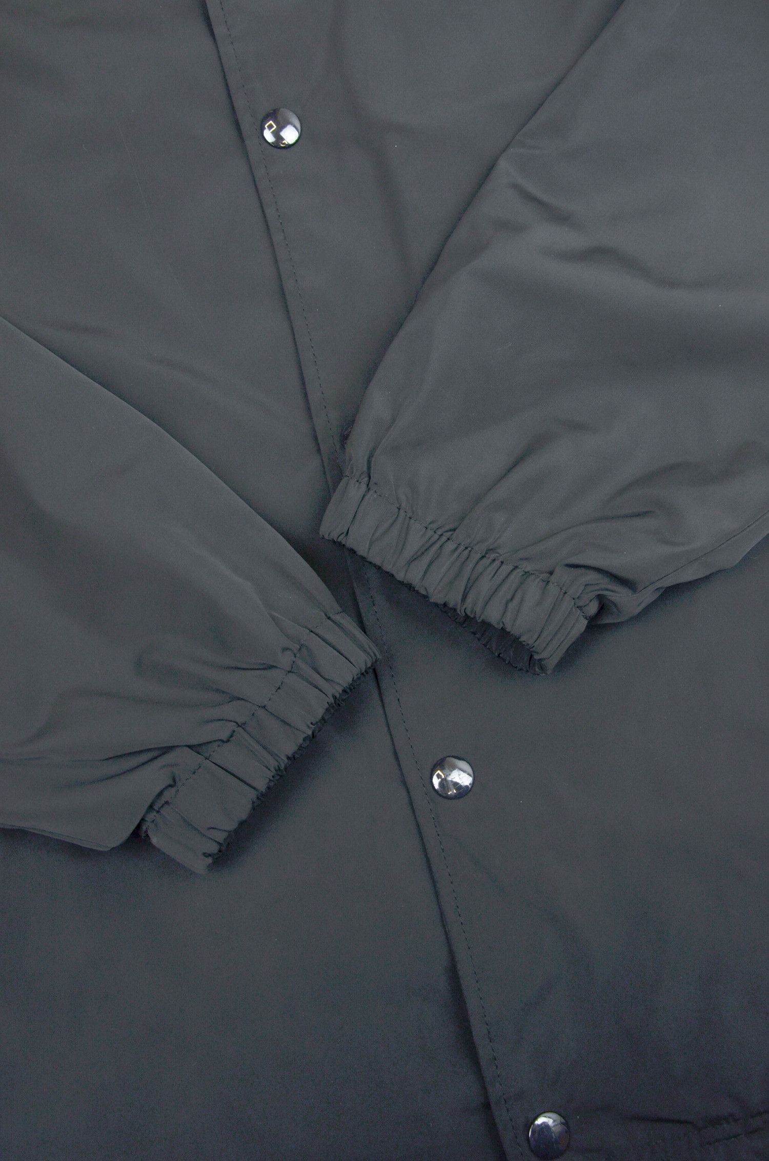 Supreme Supreme Black Coach Jacket Embroidered Logo – Size M Size US M / EU 48-50 / 2 - 3 Thumbnail