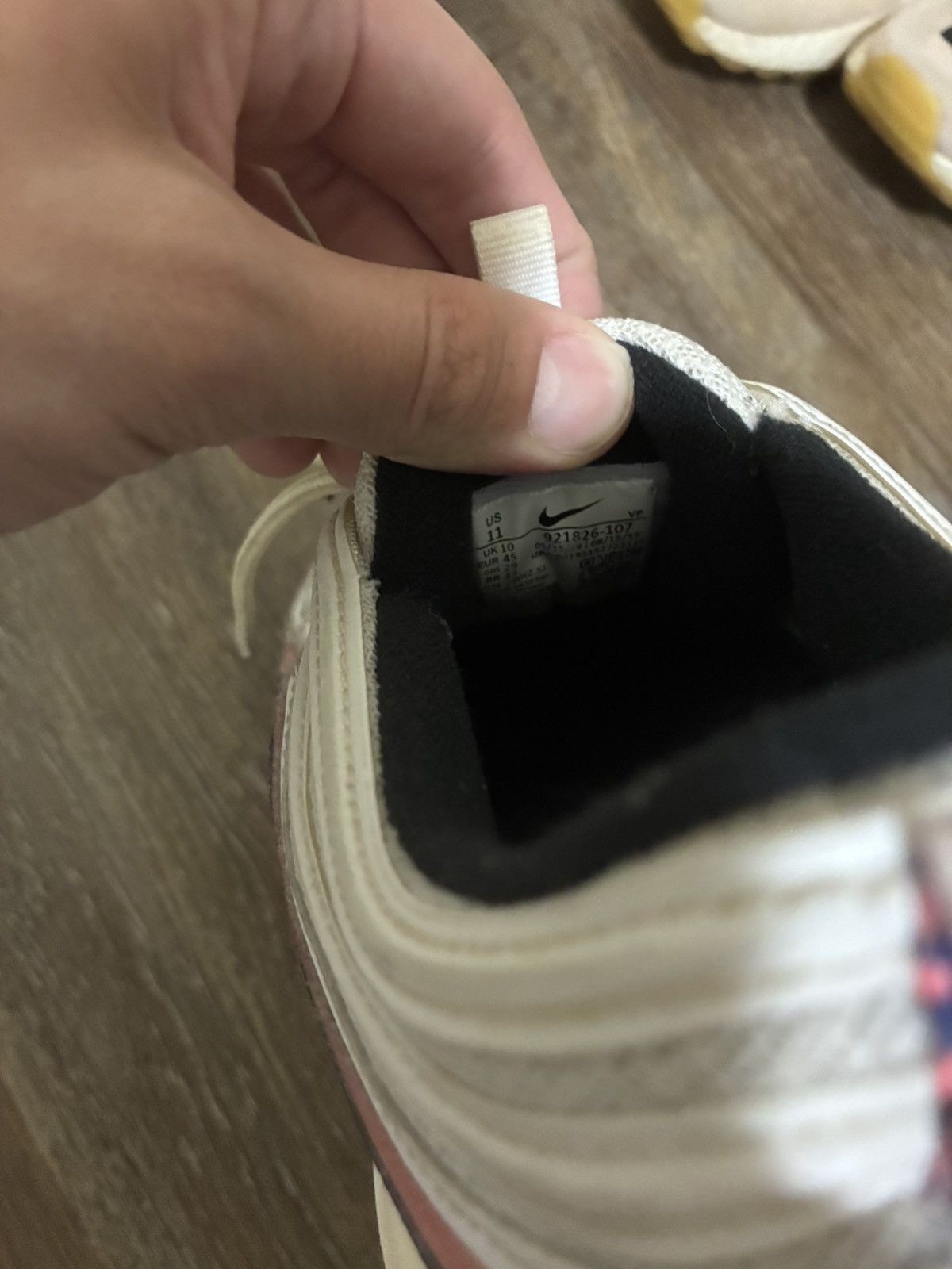 Nike Air Max Pink Size US 11 / EU 44 - 3 Thumbnail