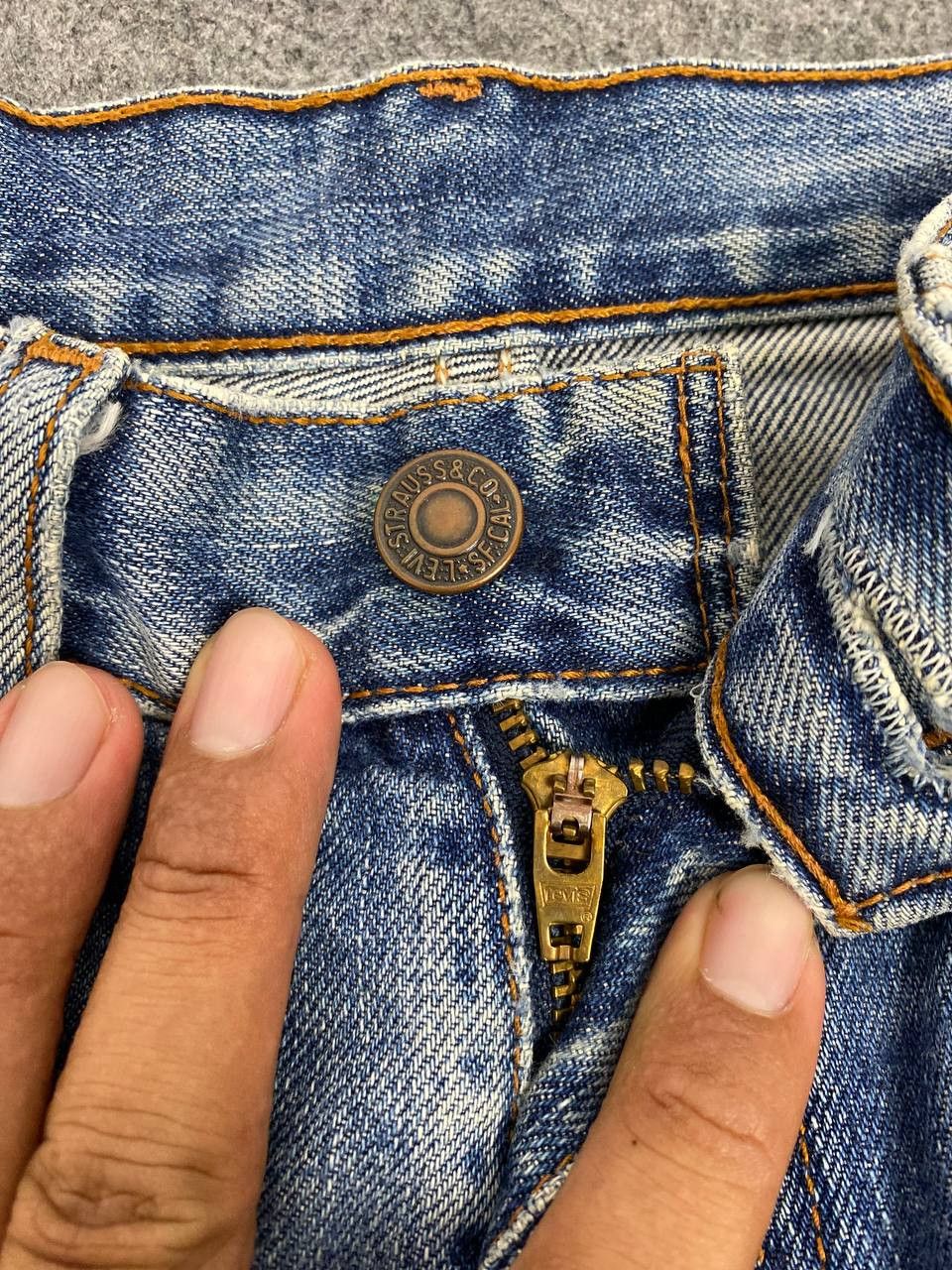 Levi's vintage levis 515 distressed denim nice design Size US 27 - 14 Thumbnail