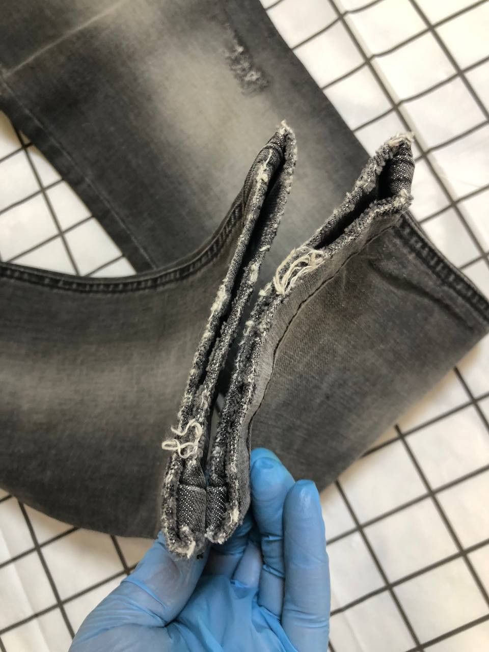 Dolce & Gabbana Dolce & Gabbana Grey Washed And Distressed Denim Size 28" / US 6 / IT 42 - 2 Thumbnail