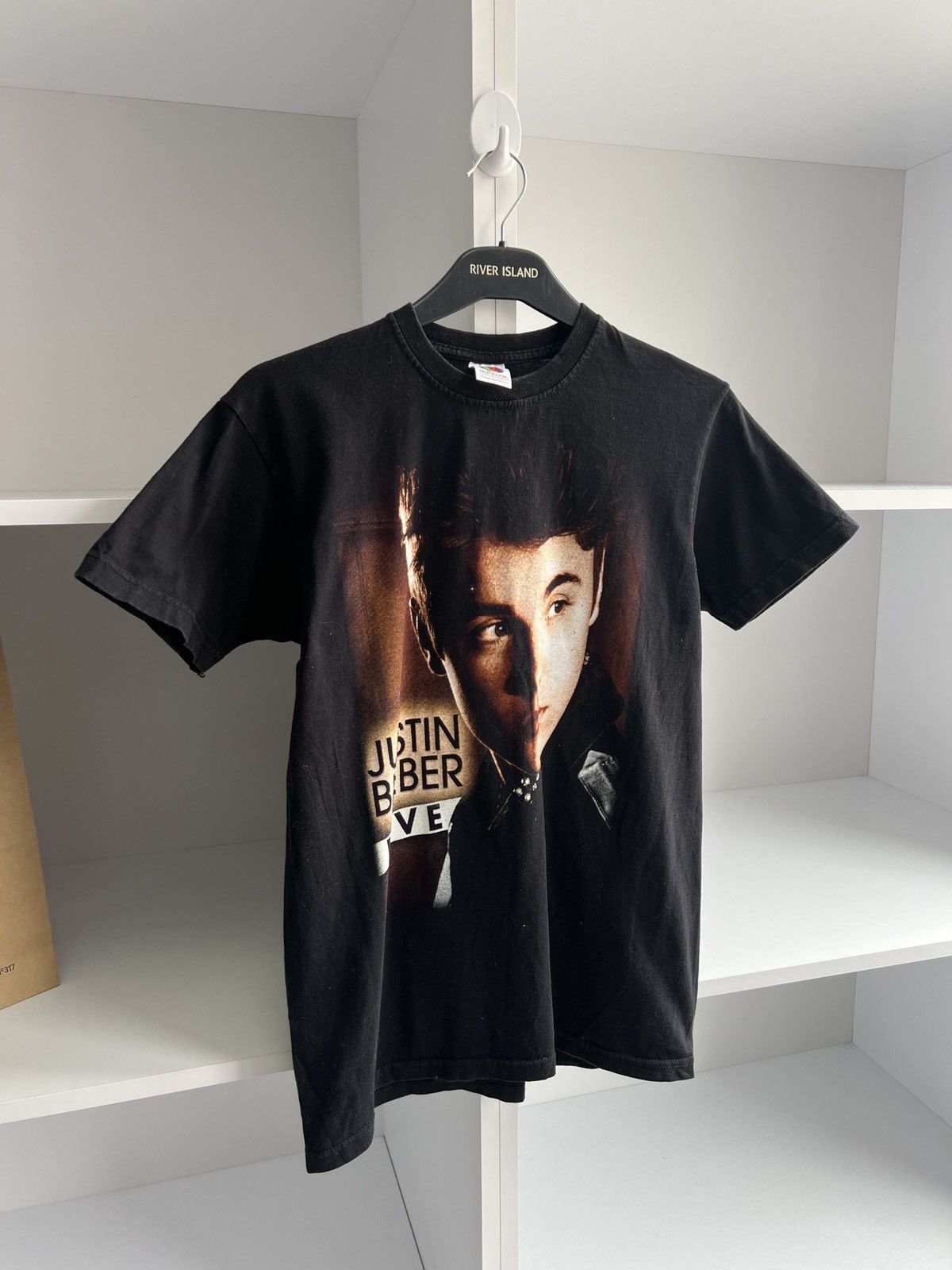 Band Tees × Vintage Vintage Justin Bieber Overprinted Tee Size US S / EU 44-46 / 1 - 4 Thumbnail