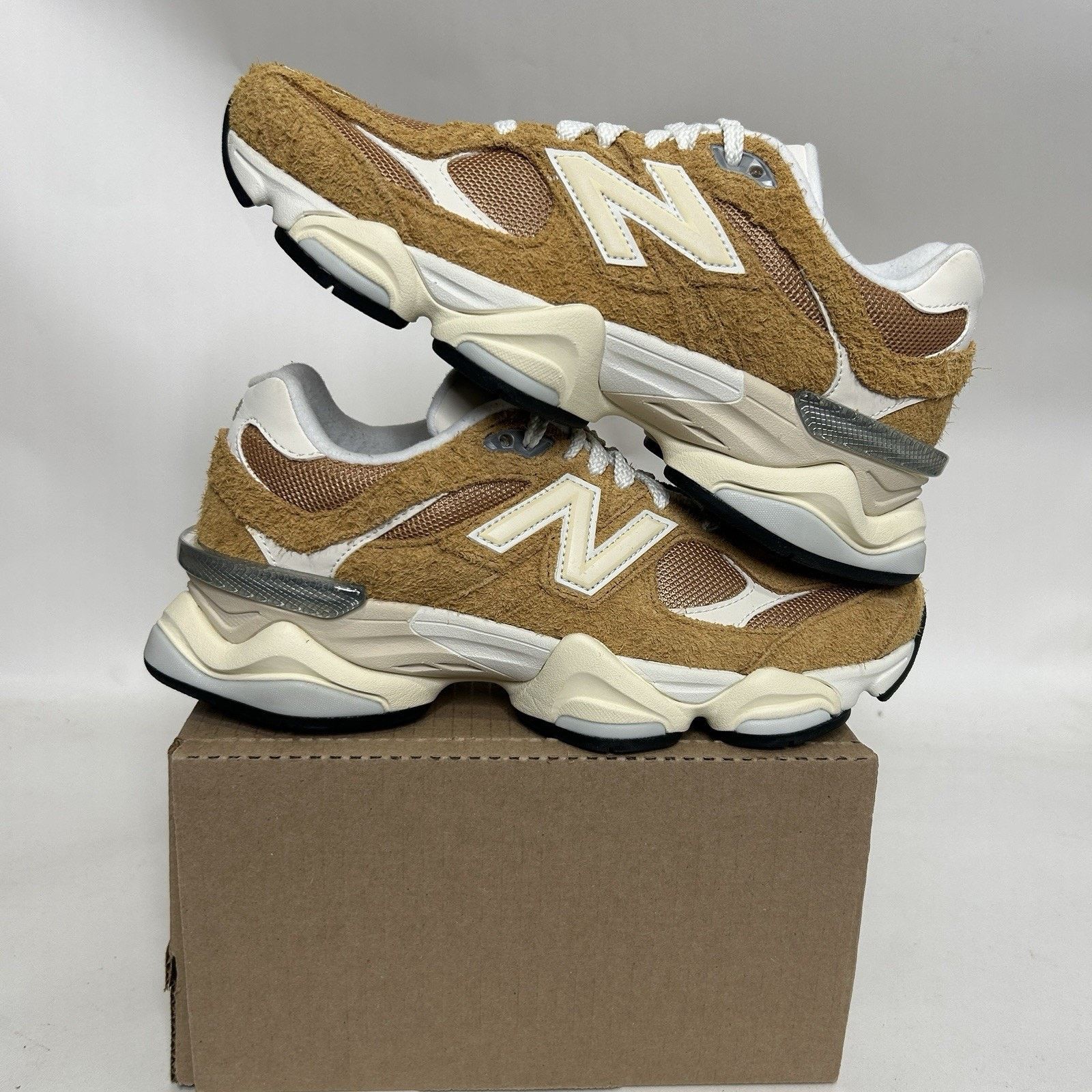 New Balance New Balance 9060 Unisex “Great Plains” U9060HMT Size US 7.5 / IT 37.5 - 1 Thumbnail