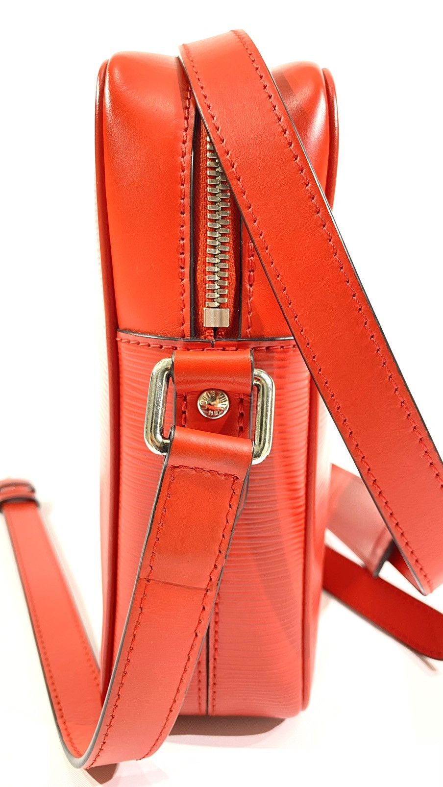 Louis Vuitton × Supreme Louis Vuitton X Supreme Danube PM EPI Leather Cross Body Bag Size ONE SIZE - 19 Thumbnail
