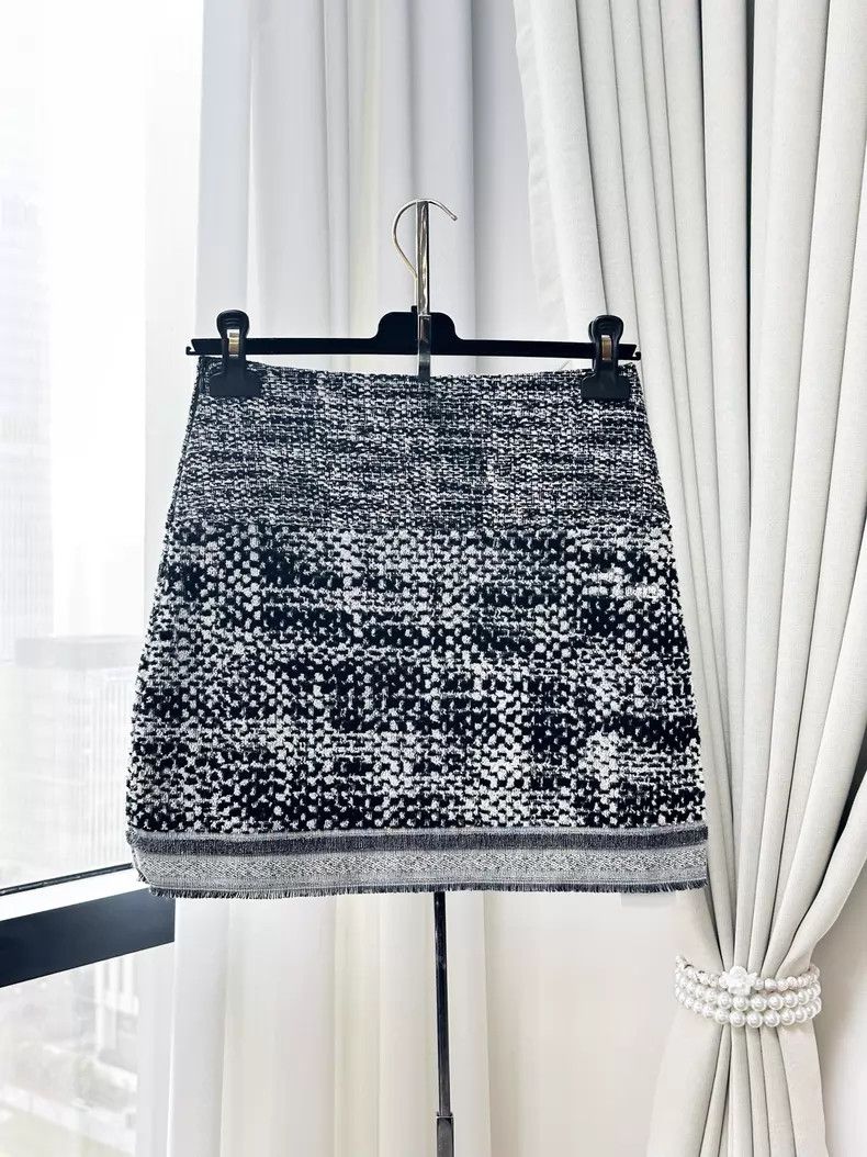 Chanel Chanel Grid knitted drawstring skirt short skirt Size 42" / US 20 - 3 Thumbnail
