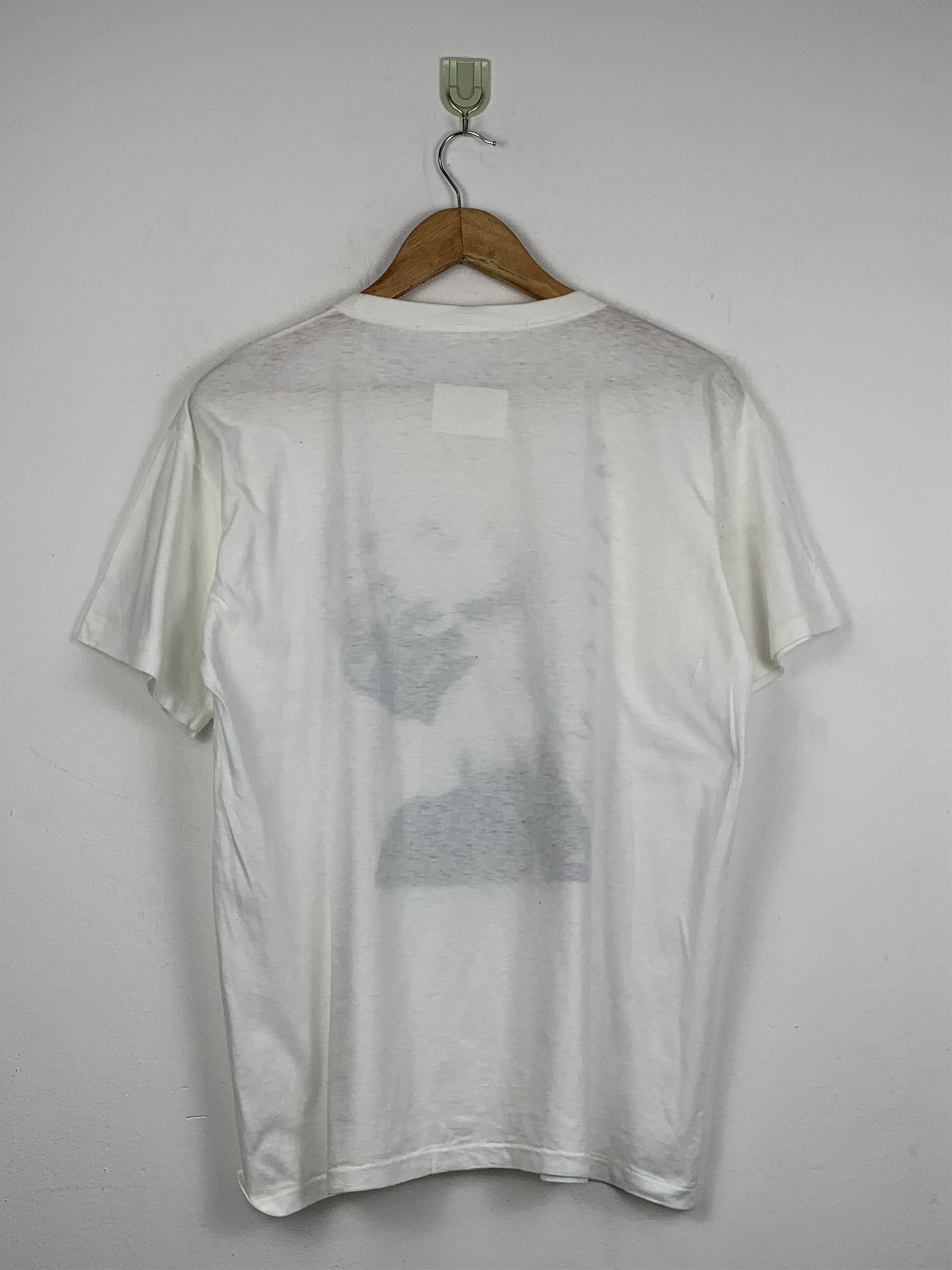 Vintage Vintage 90s Madonna Paper Thin T Shirt TA0310 Size US M / EU 48-50 / 2 - 3 Thumbnail