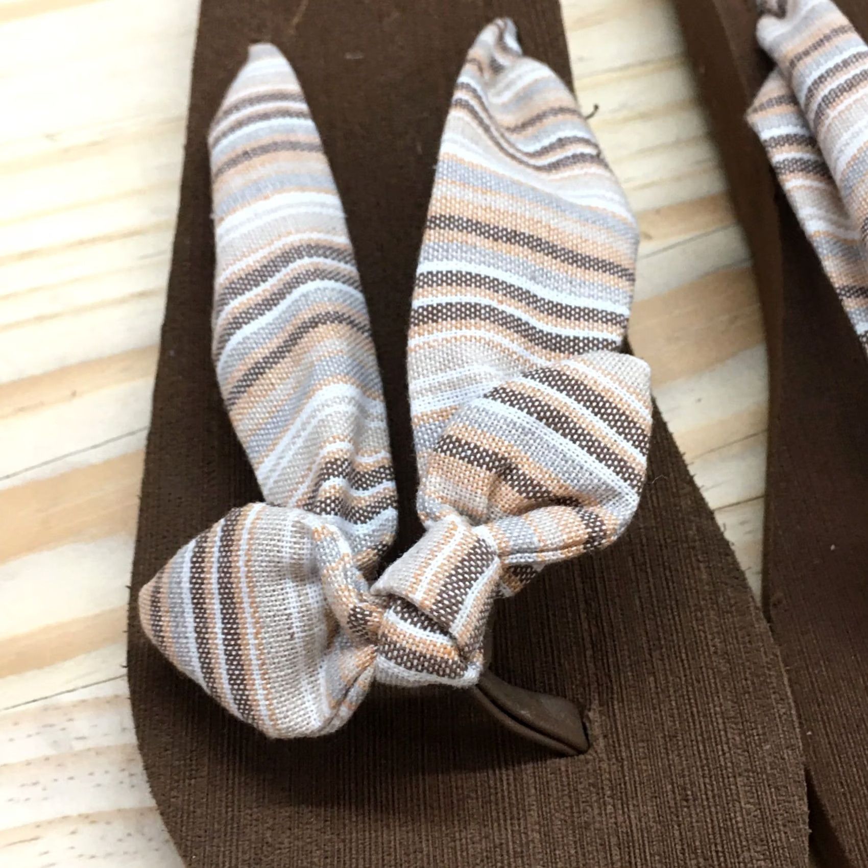 Vintage Maurices Sandals Womens 12 M Leah Flip Flop Beige Striped Toe-Post Comfort NEW Size US 12 / IT 42 - 6 Thumbnail