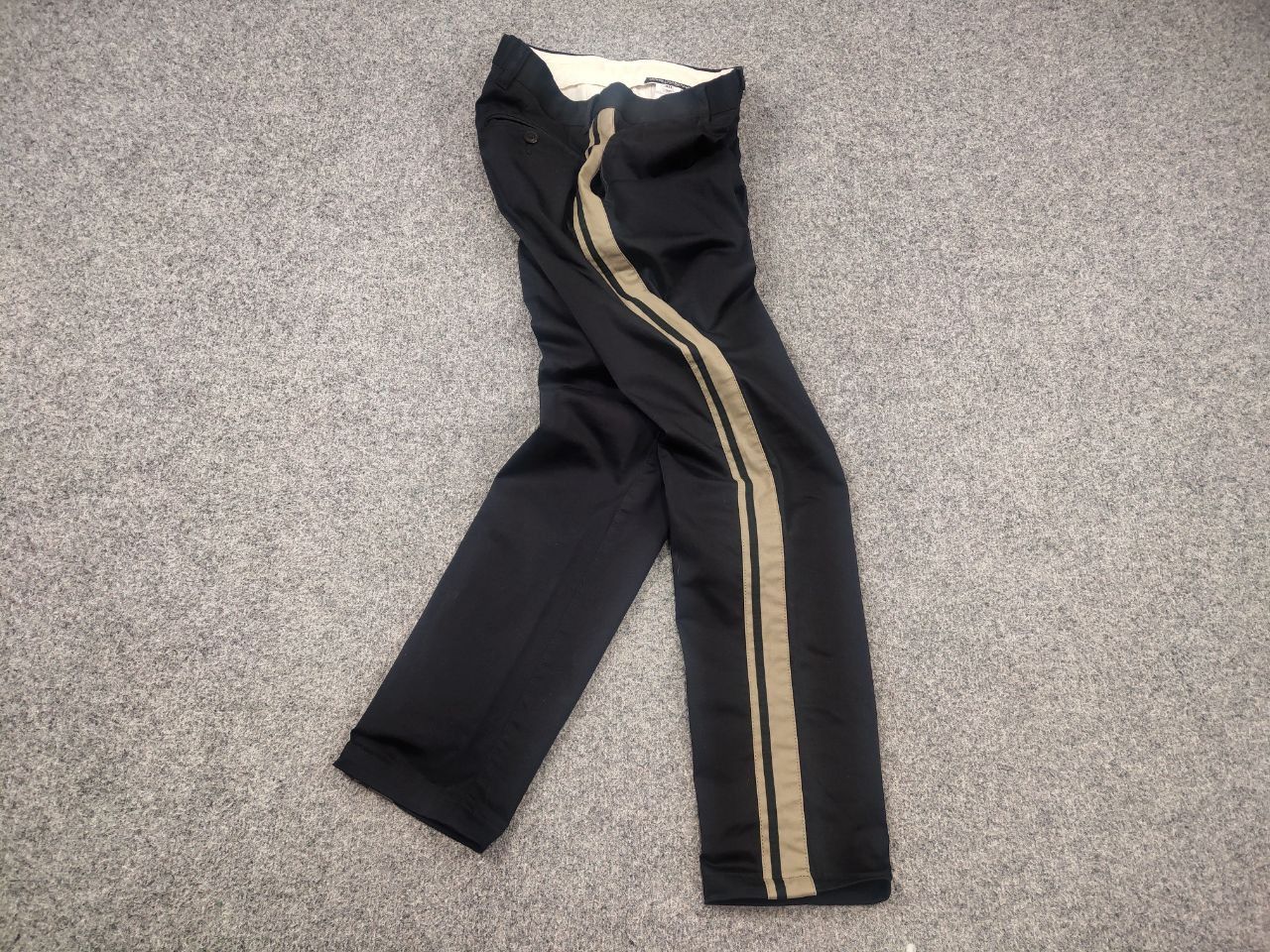Dolce & Gabbana Dolce & Gabbana Italy Design side-taper Chino Ankle Pants Size US 31 - 2 Thumbnail