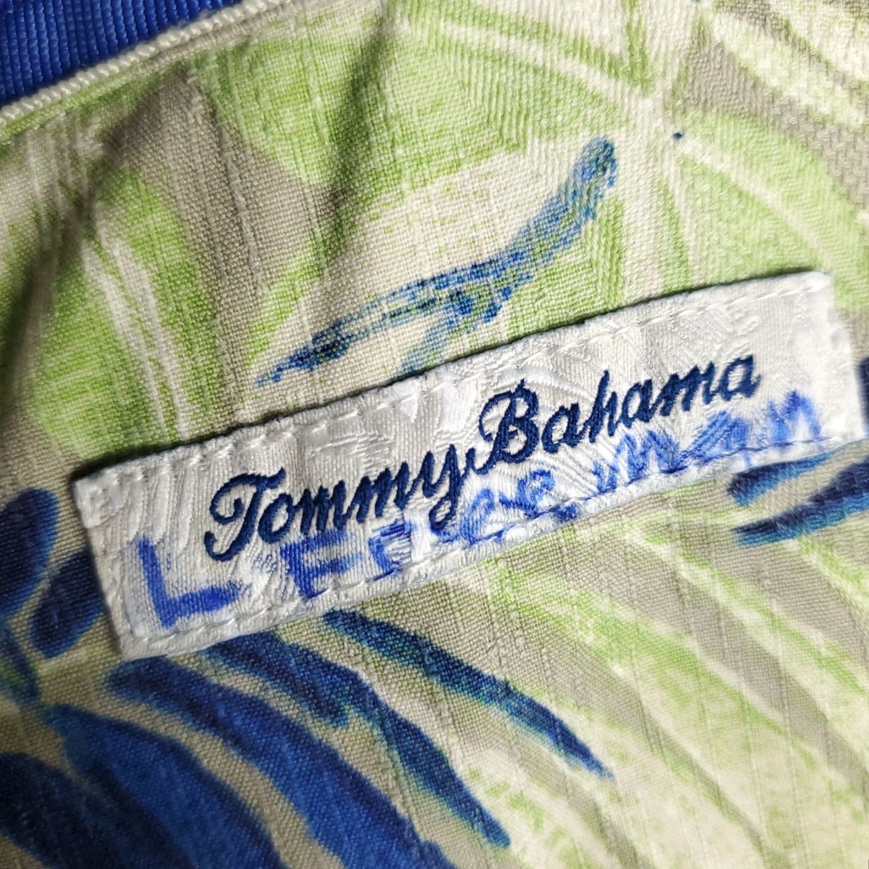 Tommy Bahama Tommy Bahama Shirt Mens 2XL Blue Green Silk Hawaiian Button Up Short Sleeve Size US XXL / EU 58 / 5 - 7 Thumbnail