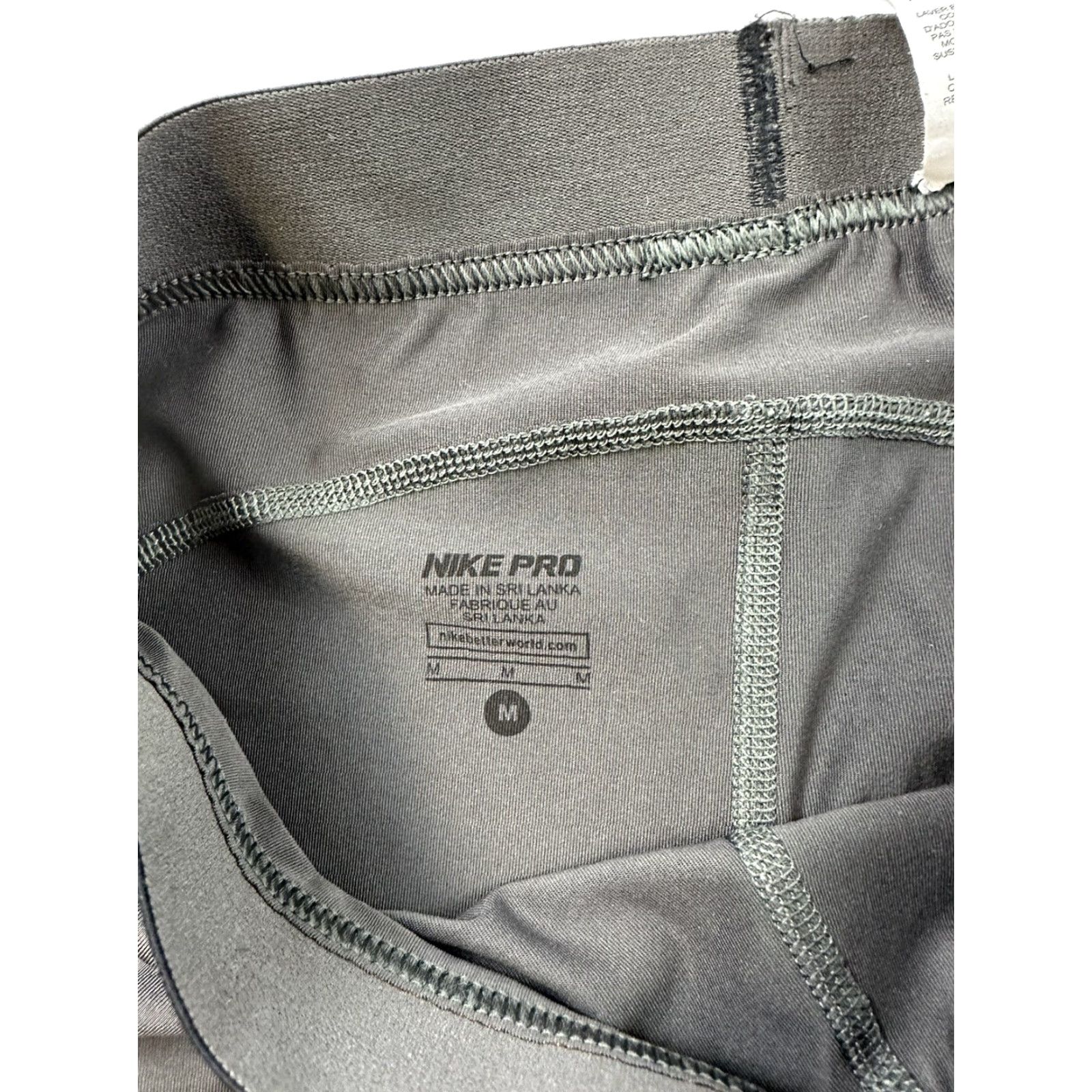 Nike Nike Pro Leggings Women M Capri Black Gray Yoga Running Gym & Training Size 32" / US 10 / IT 46 - 4 Thumbnail