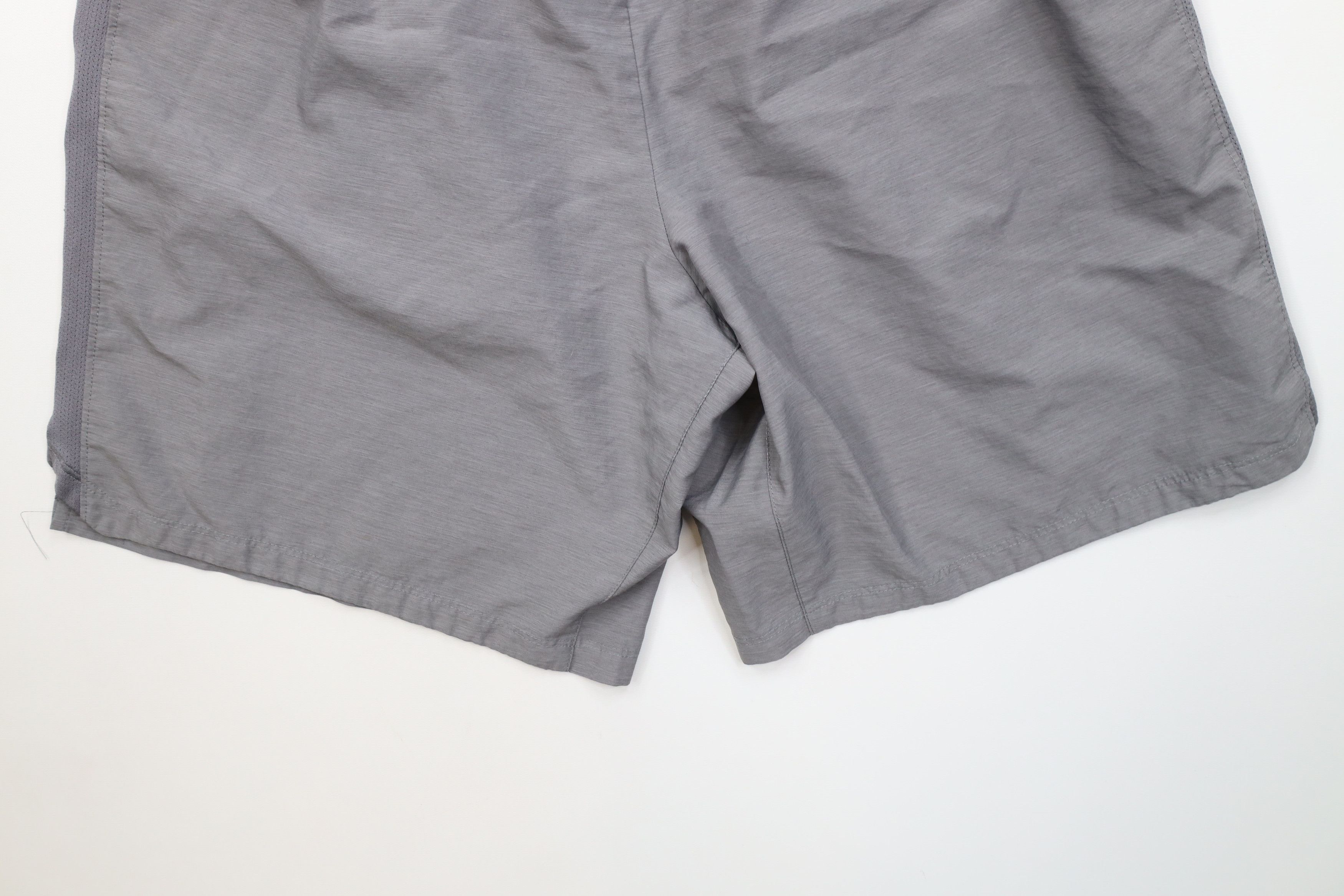 Nike Vintage Y2K Nike Reflective Swoosh Above Knee Shorts Gray Size US 34 / EU 50 - 12 Thumbnail
