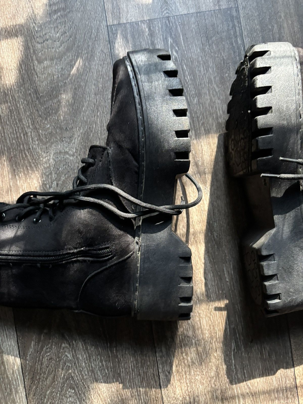 Vintage Rouge Black Suede platform boots Size US 10 / IT 40 - 3 Thumbnail