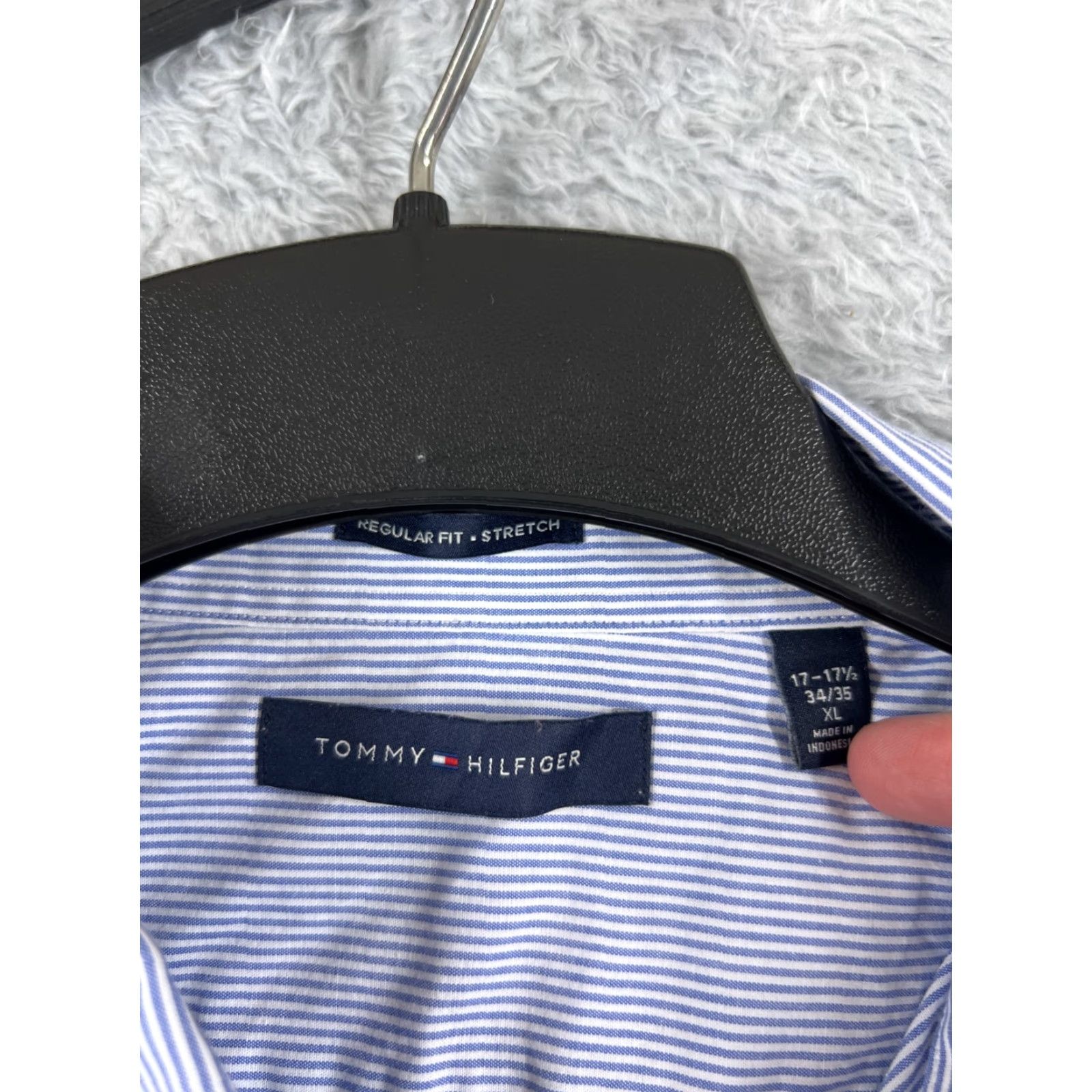 Tommy Hilfiger Tommy Hilfiger Shirt Men XL Blue Stripe Button-Up Long Sleeve with Pocket - 44 Chest, Cotton, Relaxed Fit Size US XL / EU 56 / 4 - 7 Thumbnail