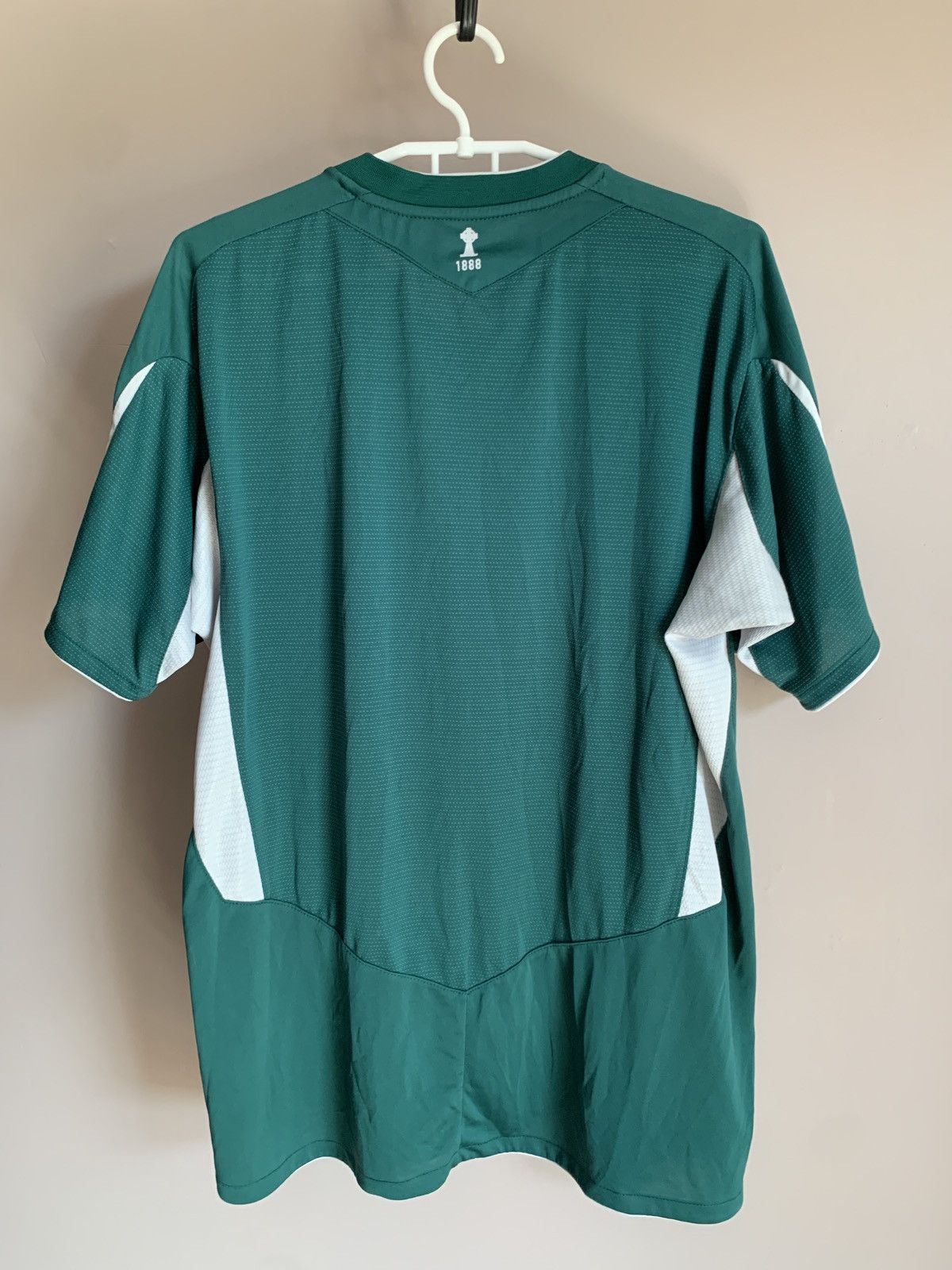 Umbro × Vintage Celtic Glasgow 2004 Away Football Shirt Vintage Umbro Soccer Size US L / EU 52-54 / 3 - 2 Thumbnail