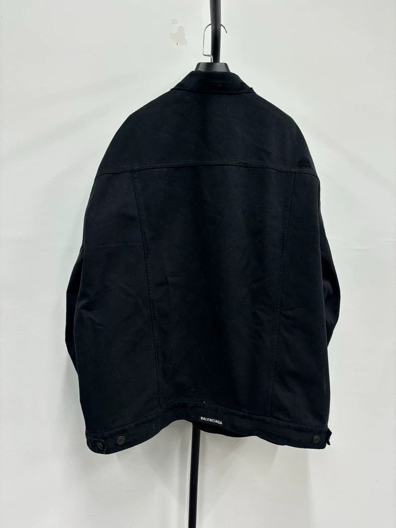 Balenciaga Balenciaga Embroidered denim jacket 2504-Nextarrow Size US L / EU 52-54 / 3 - 2 Thumbnail