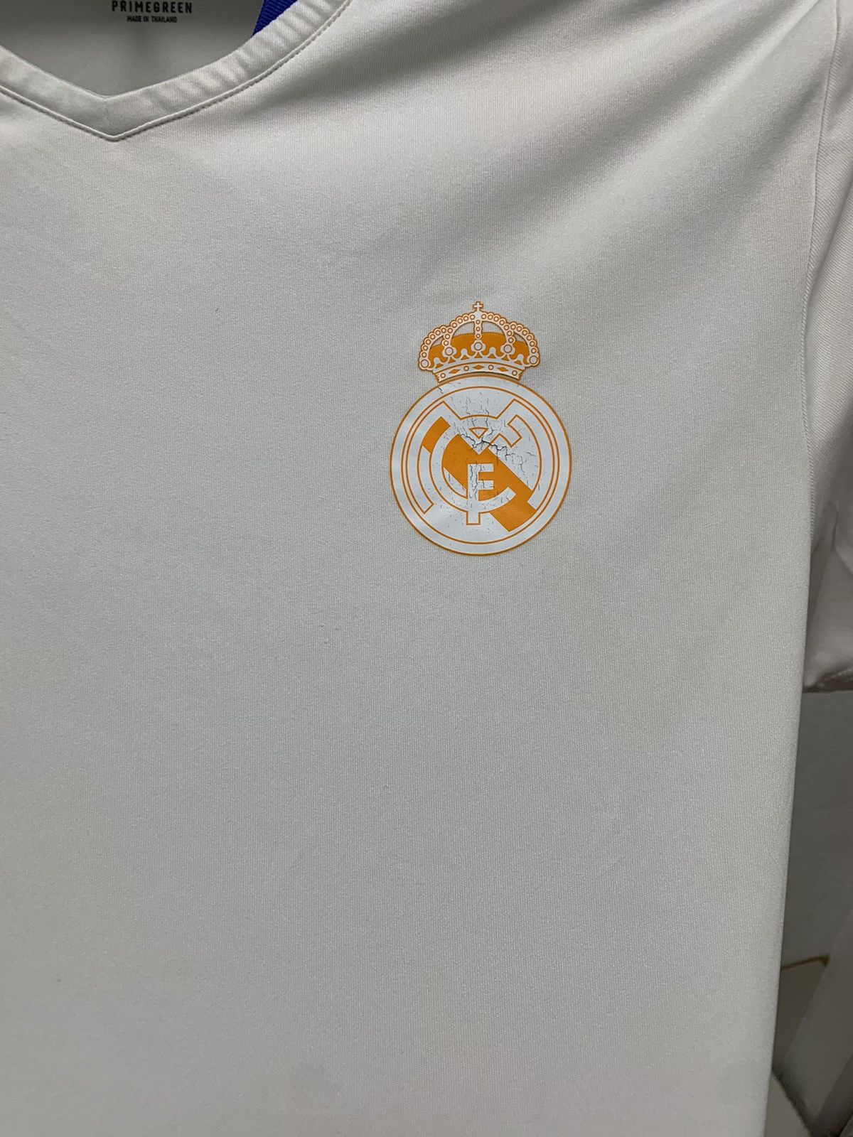 Adidas Real Madrid adidas soccer jersey M sz training 2021 Size US M / EU 48-50 / 2 - 7 Thumbnail