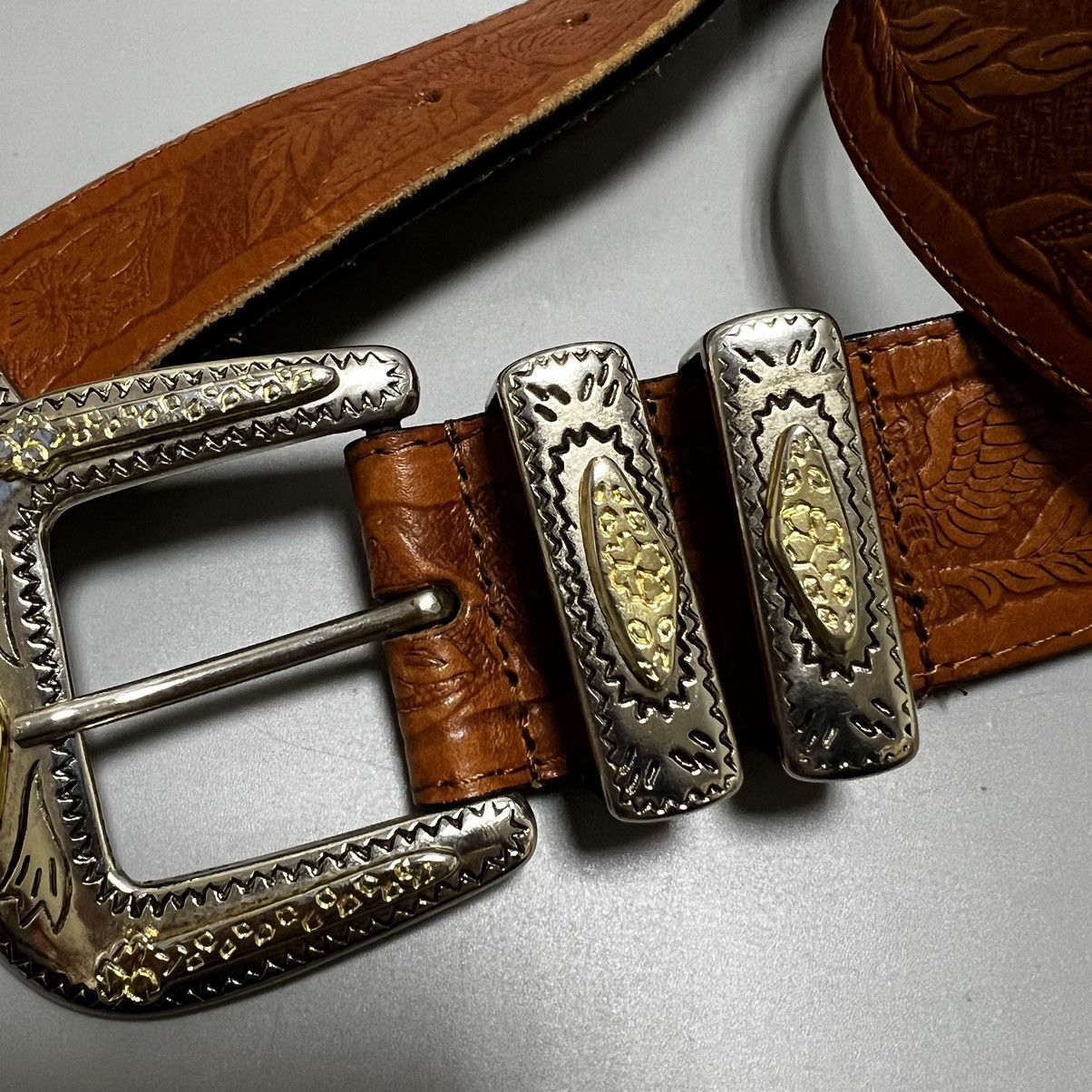 Vintage Vintage leather belt with buckle Size ONE SIZE - 8 Thumbnail