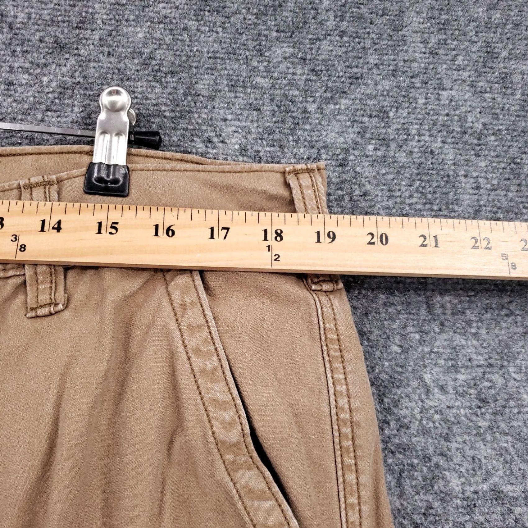 Levi's Levi's Cargo Shorts Mens 38 Brown Relaxed Fit Utility Tactical Size US 38 / EU 54 - 7 Thumbnail