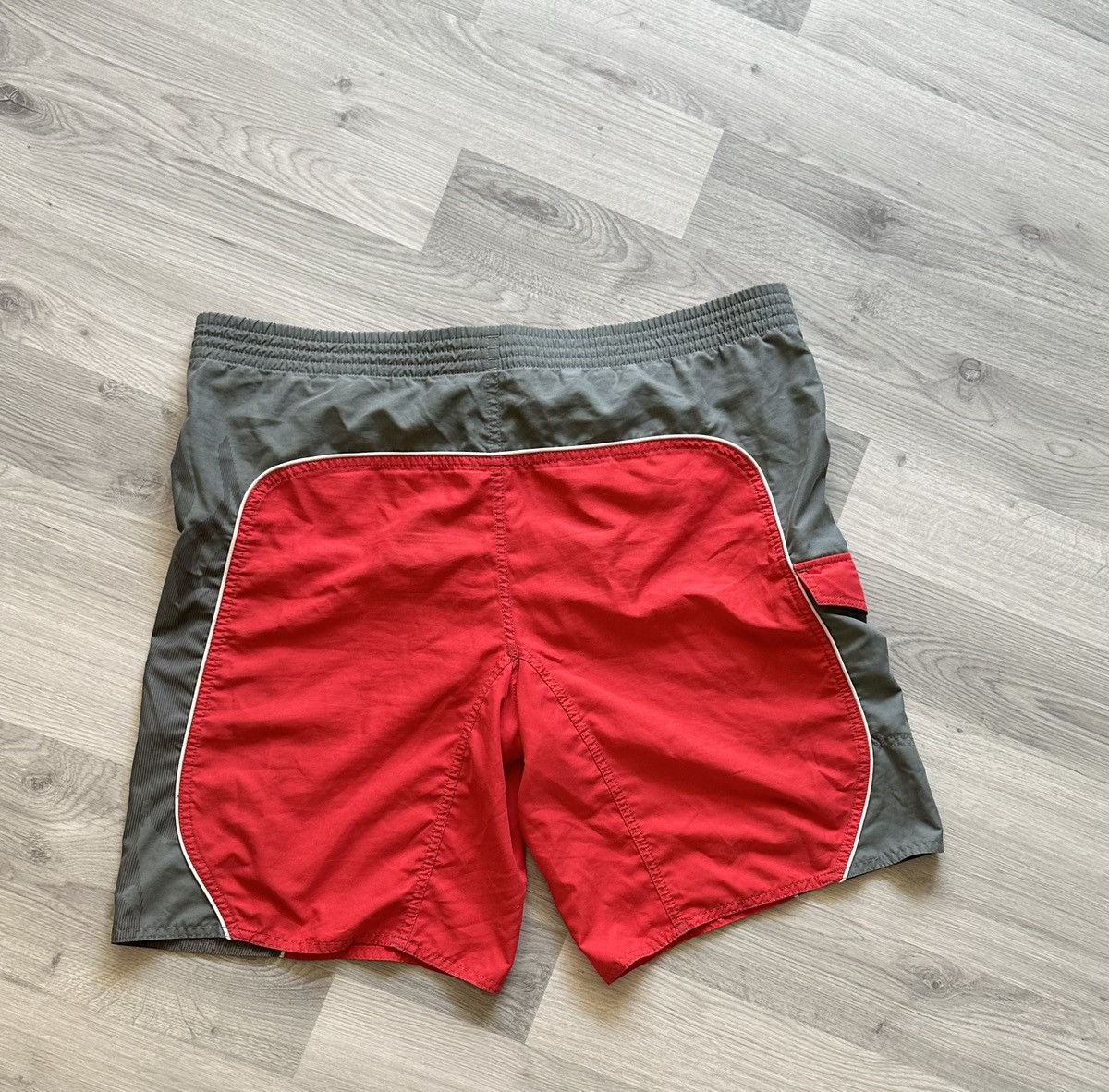 Adidas Adidas vintage shorts (size L) Size US 36 / EU 52 - 4 Thumbnail