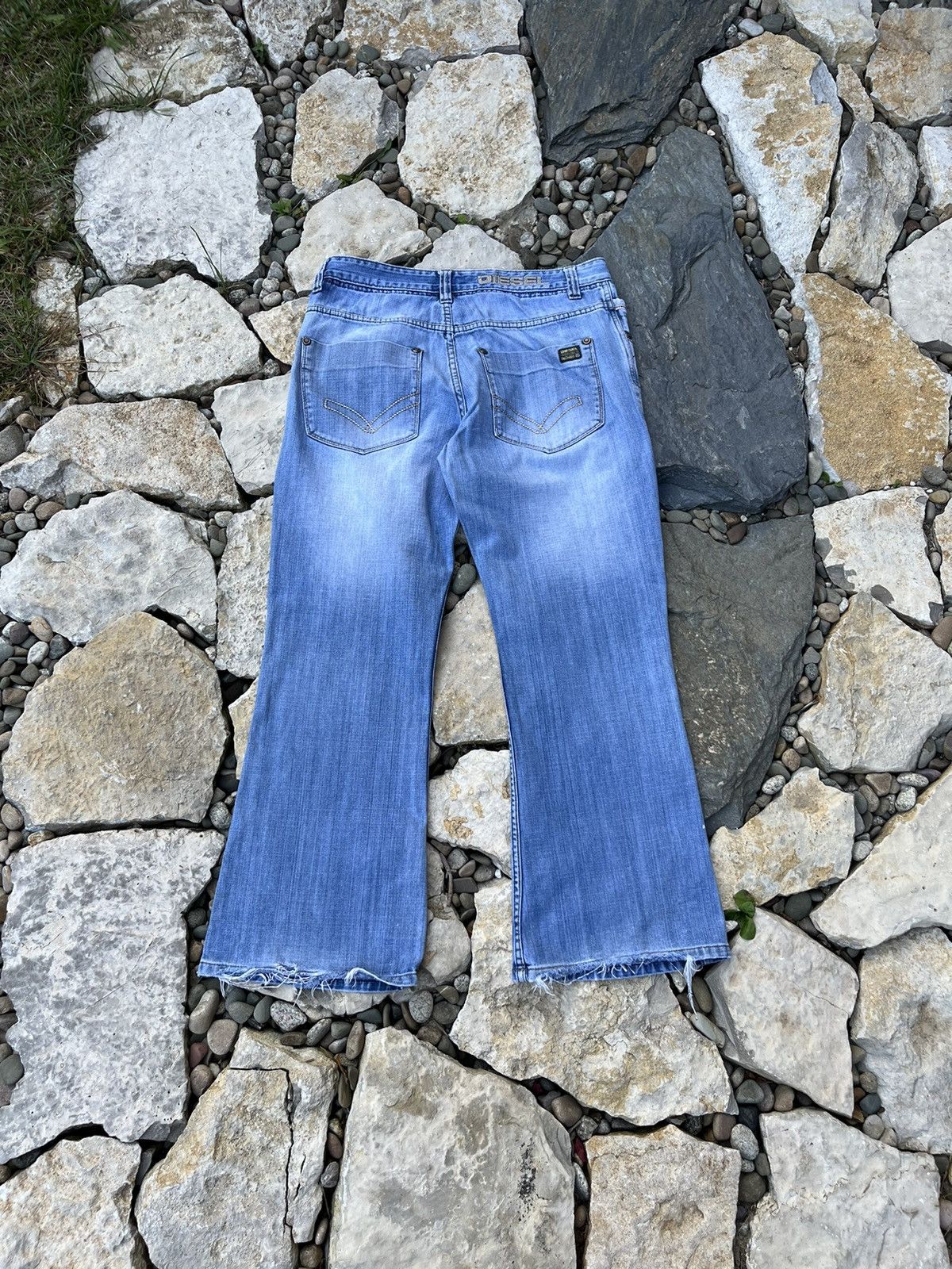 Diesel × Vintage Vintage Diesel freedom y2k baggy distressed thrashed jeans Size US 34 / EU 50 - 2 Thumbnail