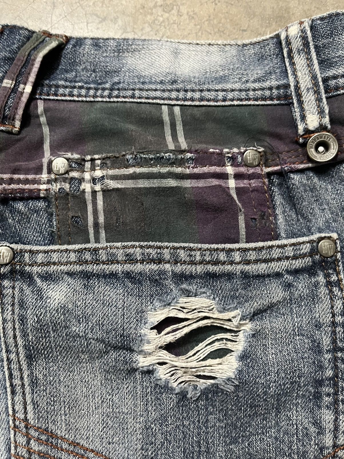 If Six Was Nine Japanese Nicole hideways distressed faded punk jeans Size US 31 - 11 Thumbnail