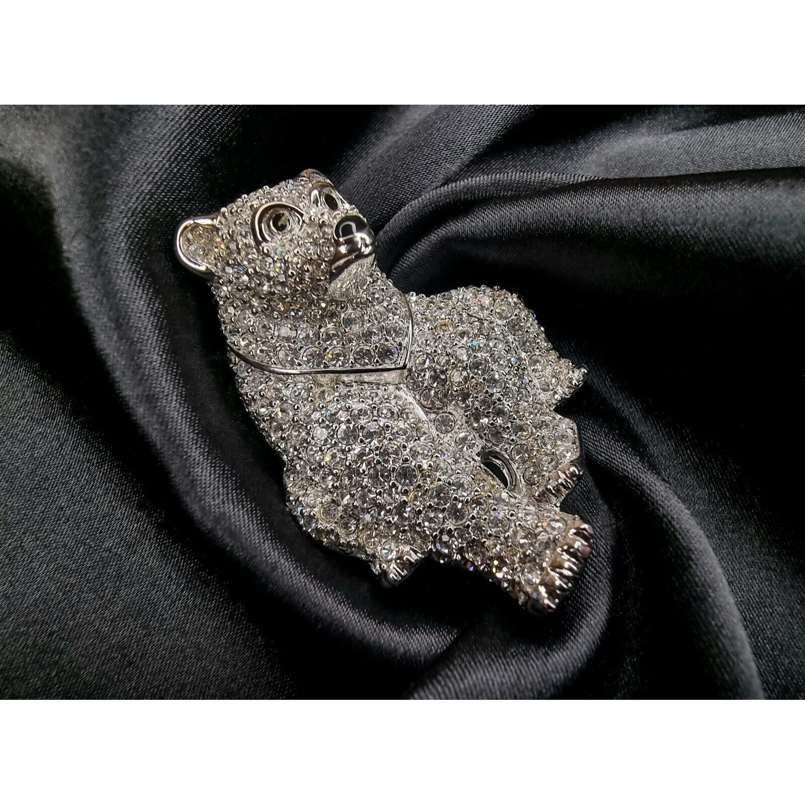 Swarovski Swarovski Swan Signed Silver Tone Clear Crystals Black Eyes Size ONE SIZE - 2 Thumbnail