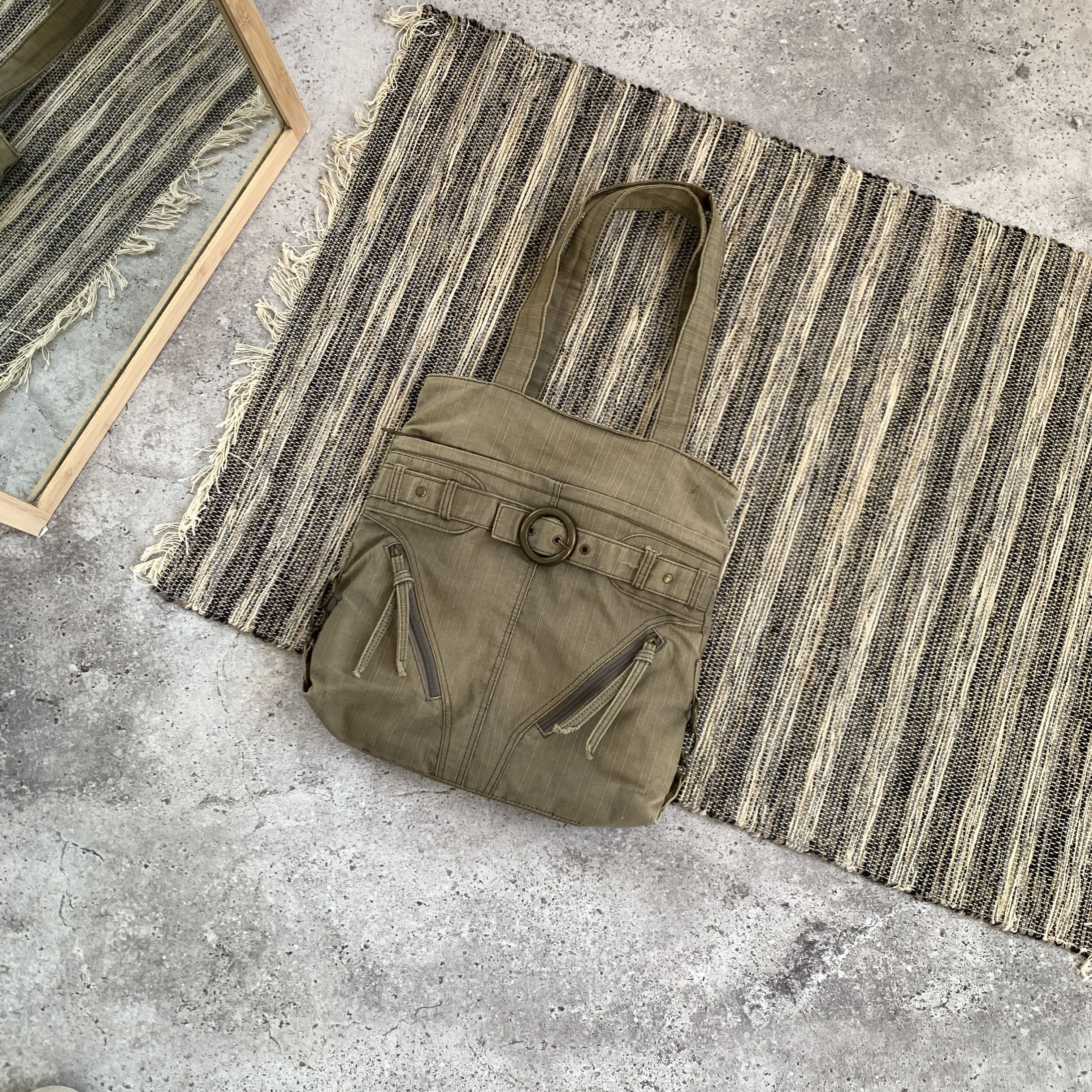 Vintage Vintage Y2K Khaki Millitary Shoulder Handle Avantgarde Bag Size ONE SIZE - 3 Thumbnail