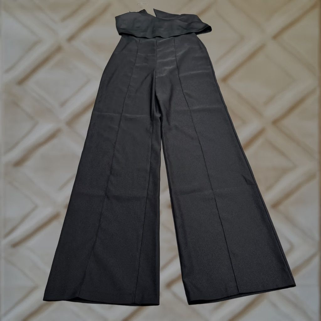 Vintage AQ AQ Black Jumpsuit Womens 6 Long Wide Leg Asymmetrical Sleeve Draped Size 28" / US 6 / IT 42 - 1 Thumbnail