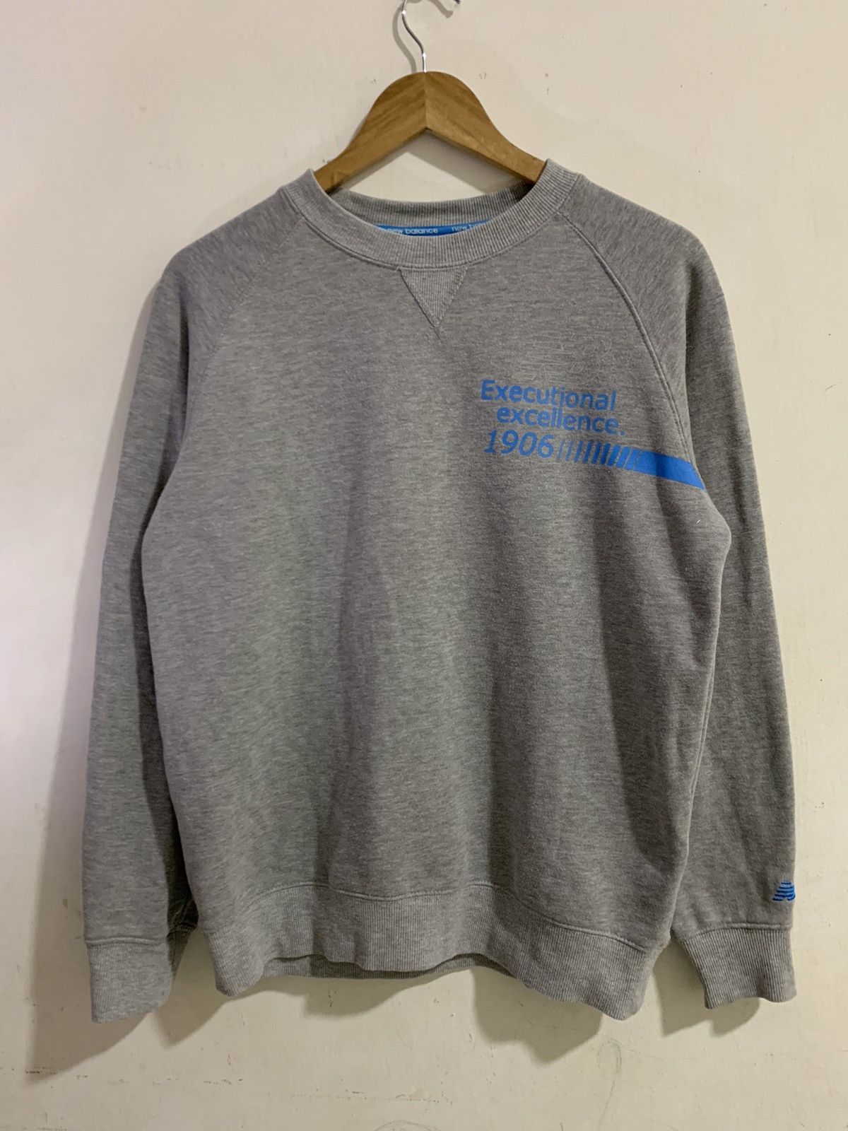 New Balance New Balance Crewneck Sweatshirt Size US L / EU 52-54 / 3 - 1 Thumbnail