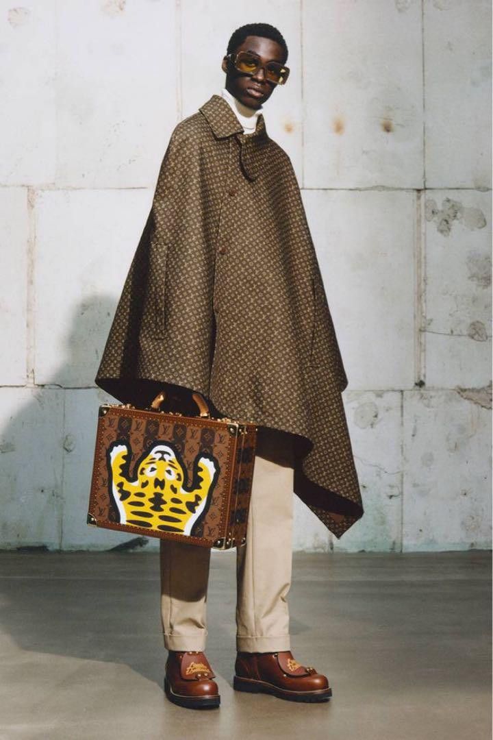 Louis Vuitton × Nigo LOUIS VUITTON x NIGO Monogram Cloak Brown L Size US L / EU 52-54 / 3 - 13 Thumbnail