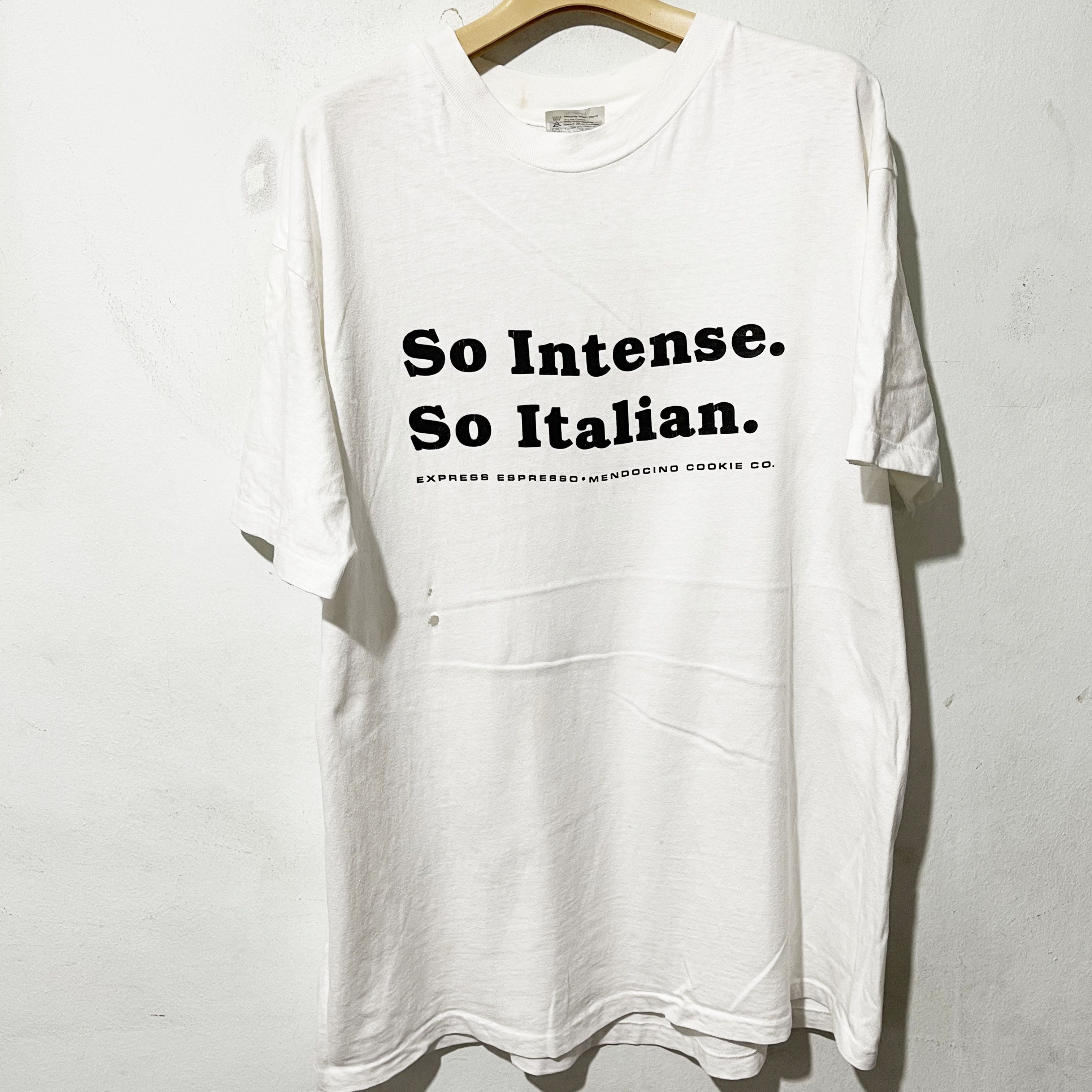 Vintage Vintage 90s “So Intense So Italian” Espresso Coffee T-Shirt Size US XL / EU 56 / 4 - 1 Thumbnail