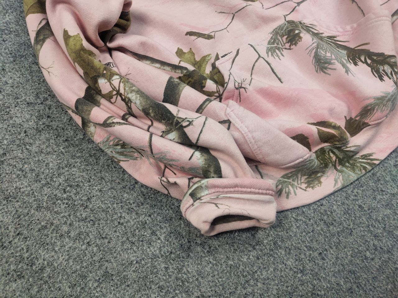 Realtree Cabela's Realtree Vintage Pink Oversized Hoodie Y2K Style Size US M / EU 48-50 / 2 - 5 Thumbnail