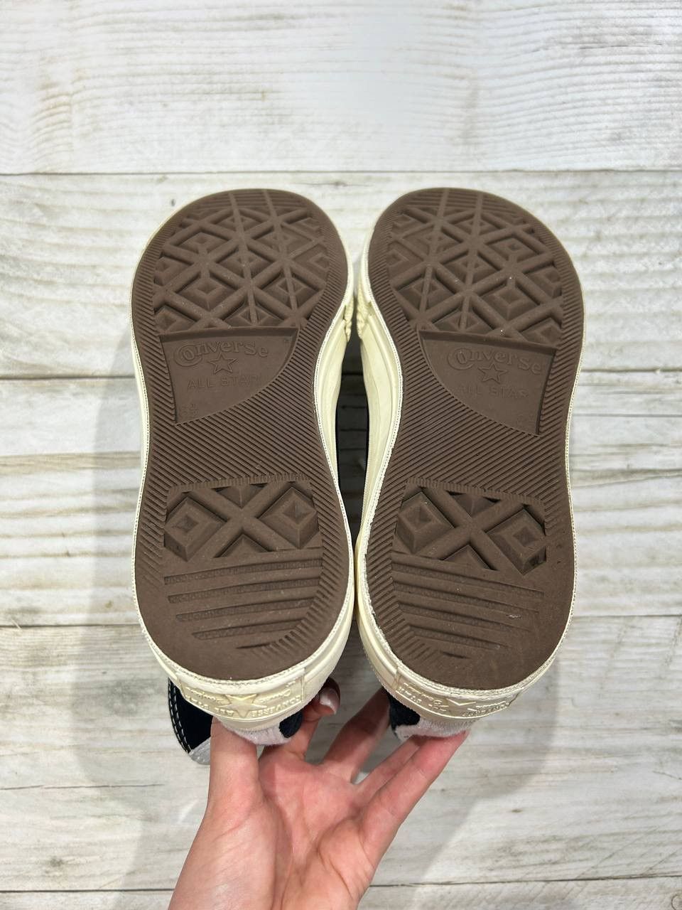 Comme des Garcons PLAY Comme des Garçons x Converse High Top CDG Sneakers Size US 8.5 / EU 41-42 - 12 Thumbnail