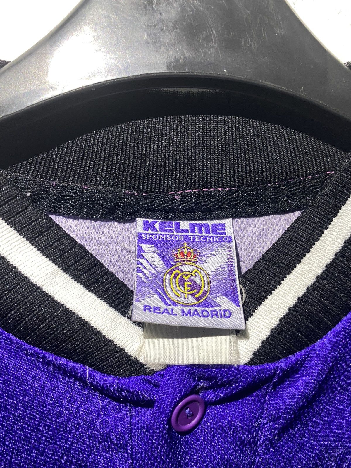 Vintage Real Madrid 1997-98 Away Longsleeve Soccer Jersey - L Size US L / EU 52-54 / 3 - 10 Thumbnail