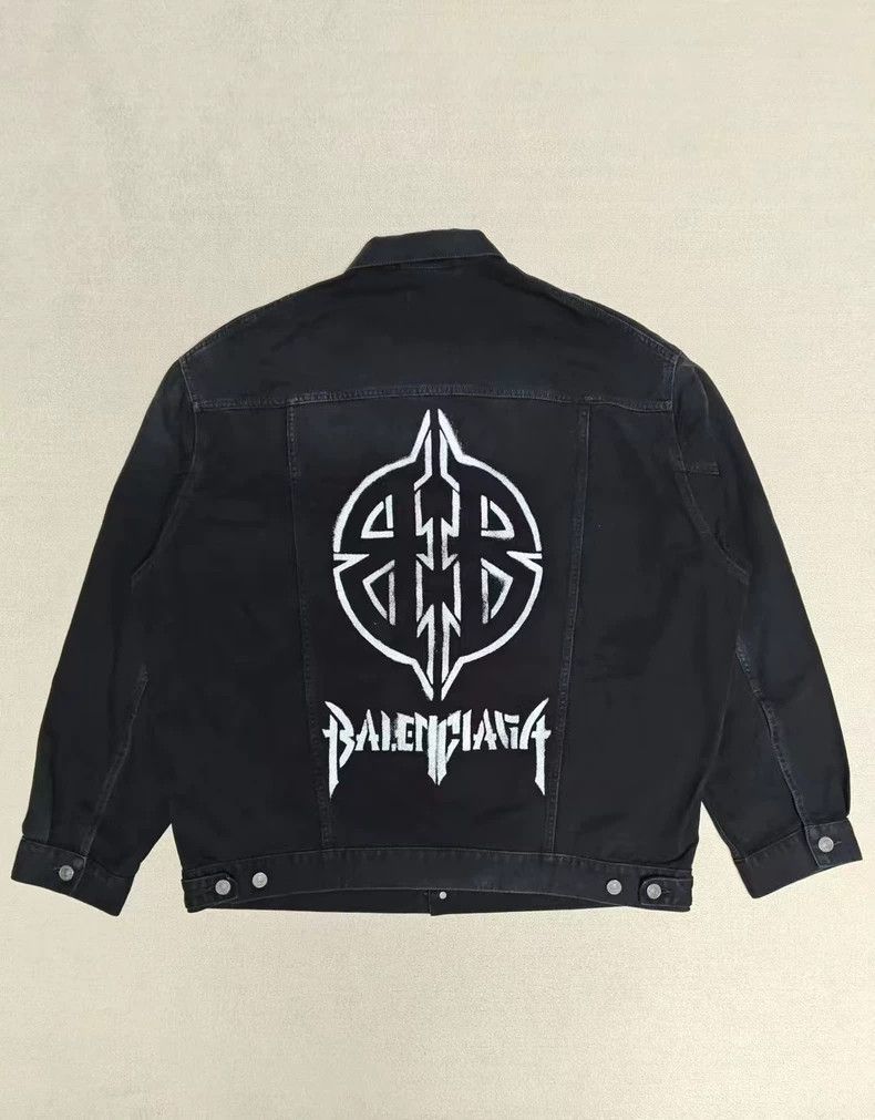 Balenciaga Balenciaga 24 Fall Dirty Old Bitcoin BB Metal Totem Denim J Size US L / EU 52-54 / 3 - 3 Thumbnail