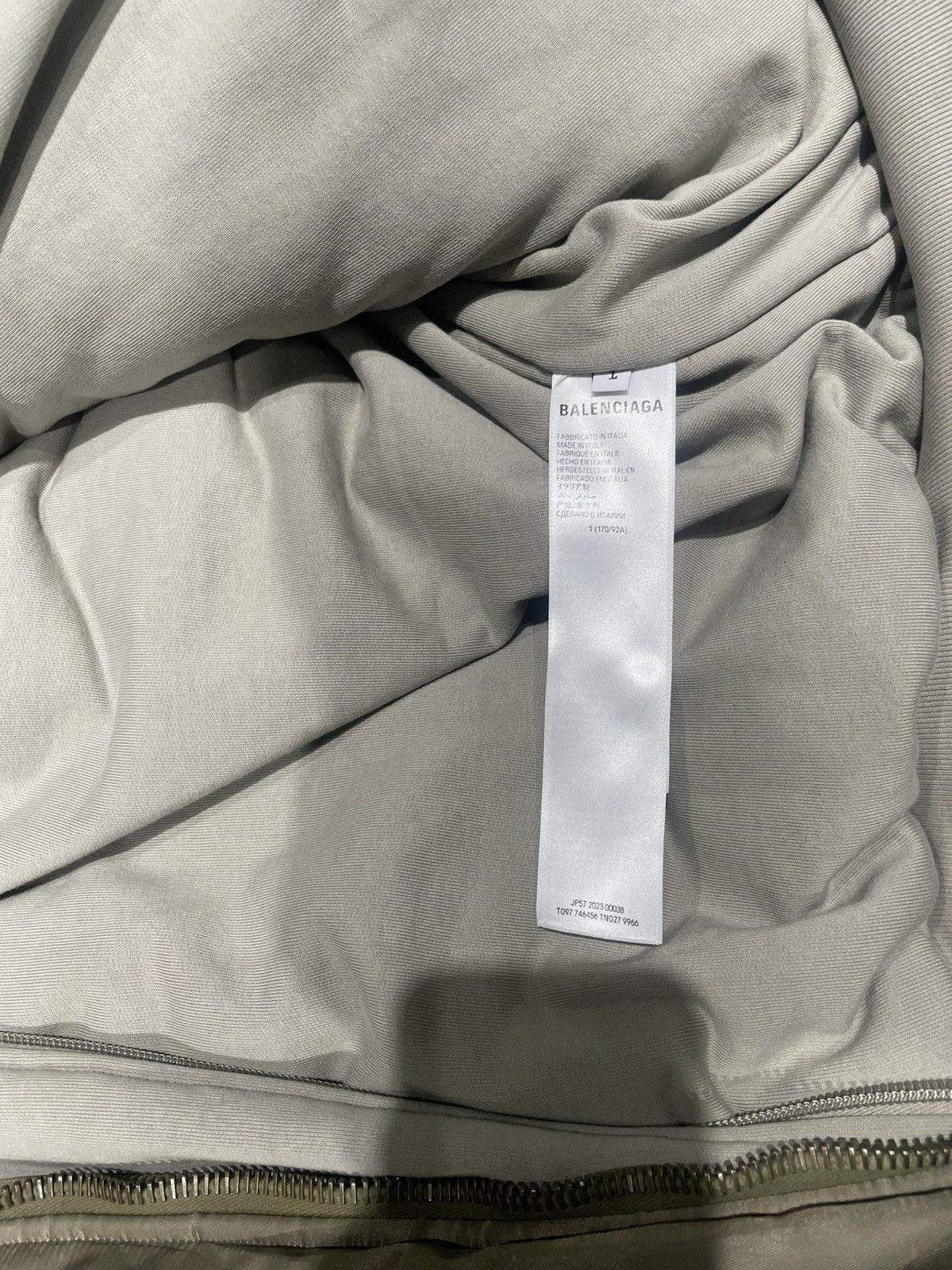 Balenciaga SS23 Balenciaga All In Nylon Bomber Jacket Size US S / EU 44-46 / 1 - 5 Thumbnail