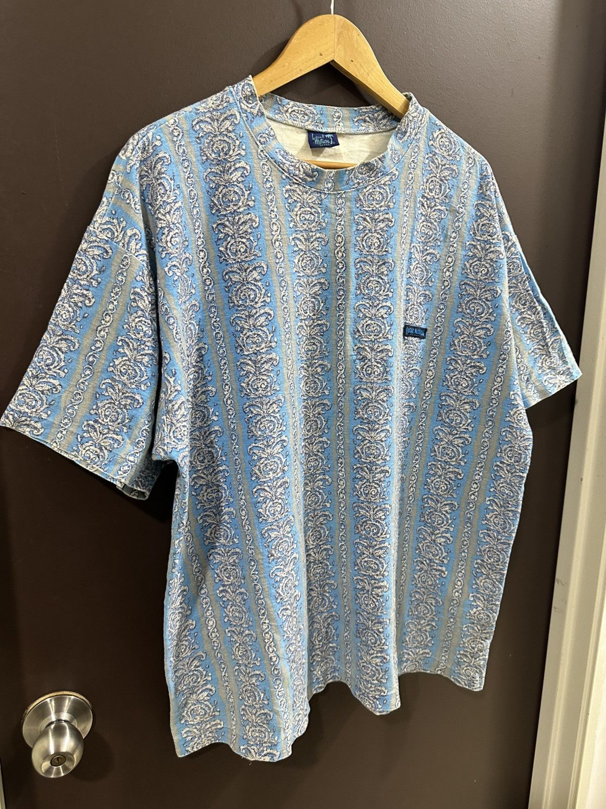 Vintage Vintage 1990 Local Motion Surf Tribal Patterned Tee Size US XL / EU 56 / 4 - 7 Thumbnail
