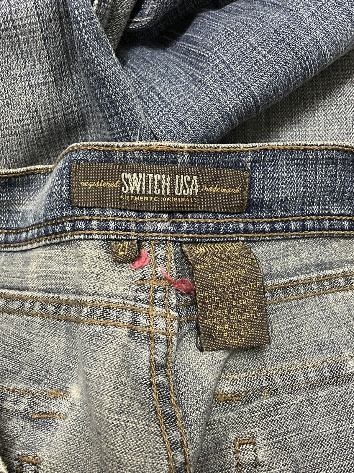 Japanese Brand Vintage 1990s Designer Swtich Usa Embroidered Art Denim Size US 29 - 16 Thumbnail