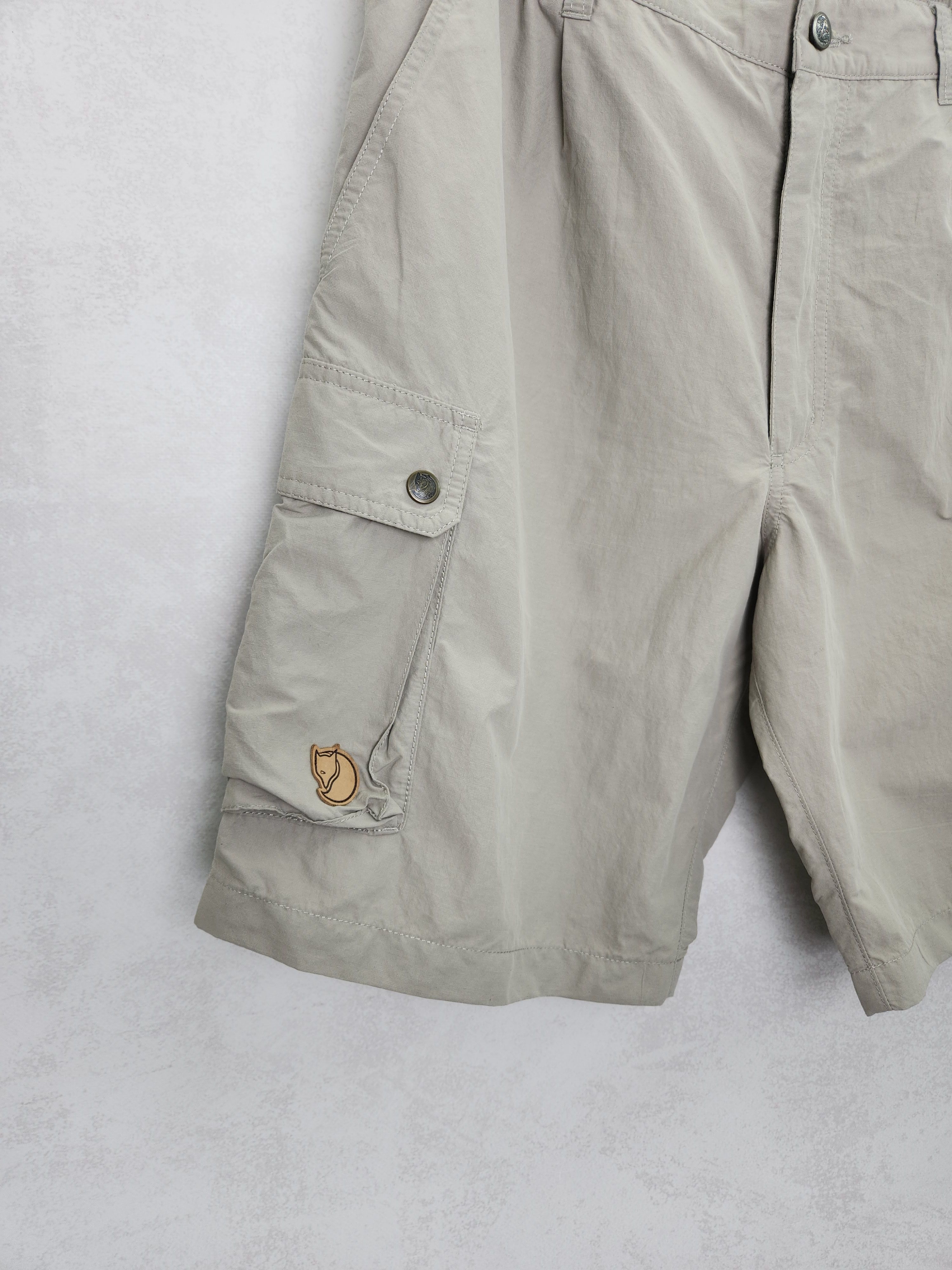 Fjallraven Fjallravenn Sambava MT shorts Regular fit Mid waist size L Size US 34 / EU 50 - 3 Thumbnail