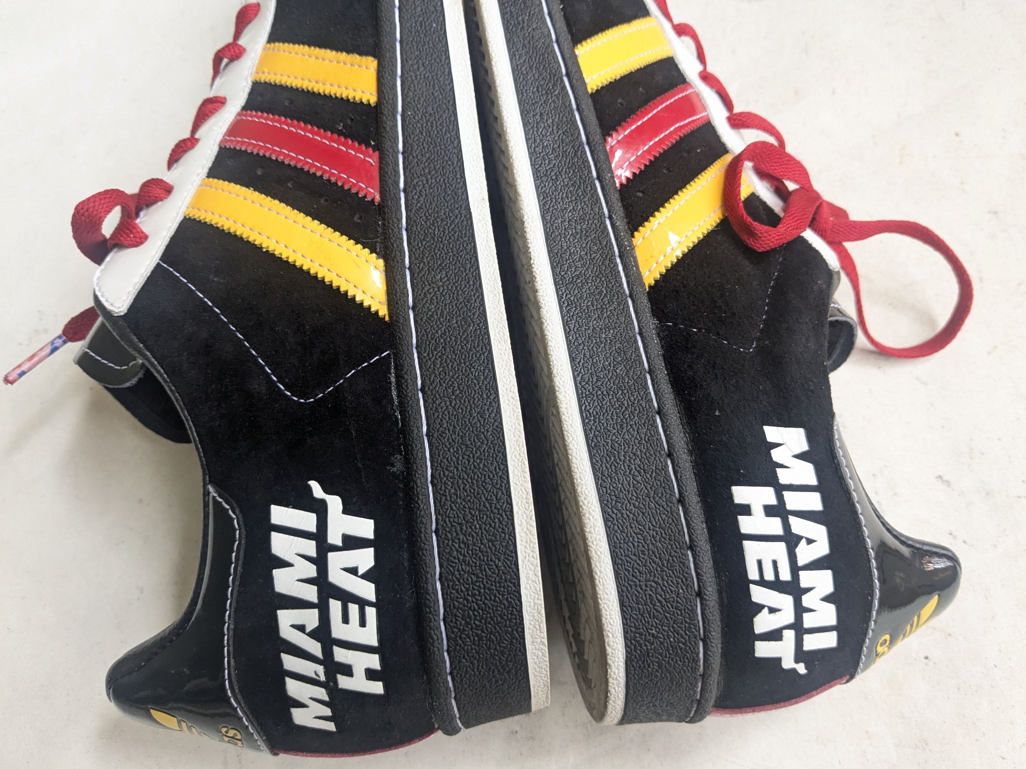 Adidas adidas Superstar NBA Series Miami Heat 014154 13 Black Red Size US 13 / EU 46 - 11 Thumbnail