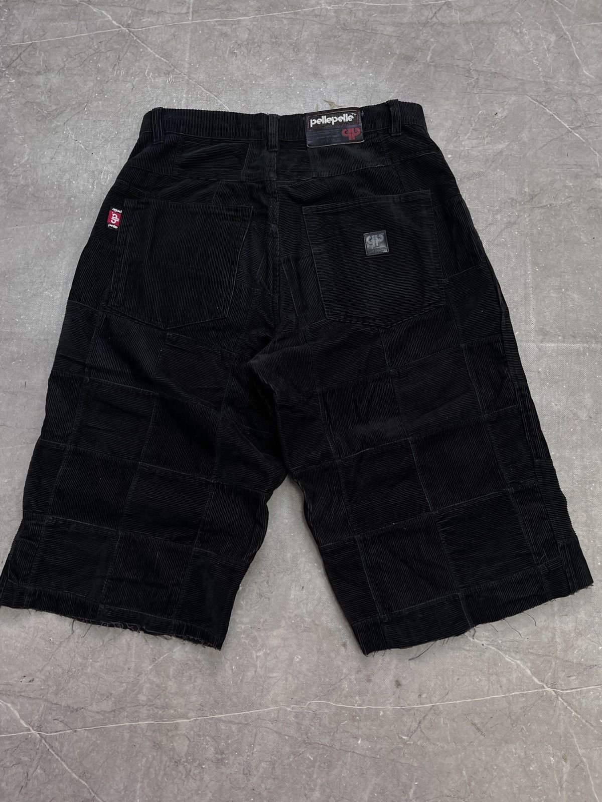Pelle Pelle Retro Pelle Pelle wide rap shorts y2k hype coogi jeans Size US 34 / EU 50 - 12 Thumbnail