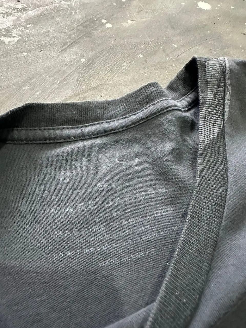 Marc by Marc Jacobs Marc By Marc Jacobs Over Print Logo T-shirt Size S / US 4 / IT 40 - 4 Thumbnail