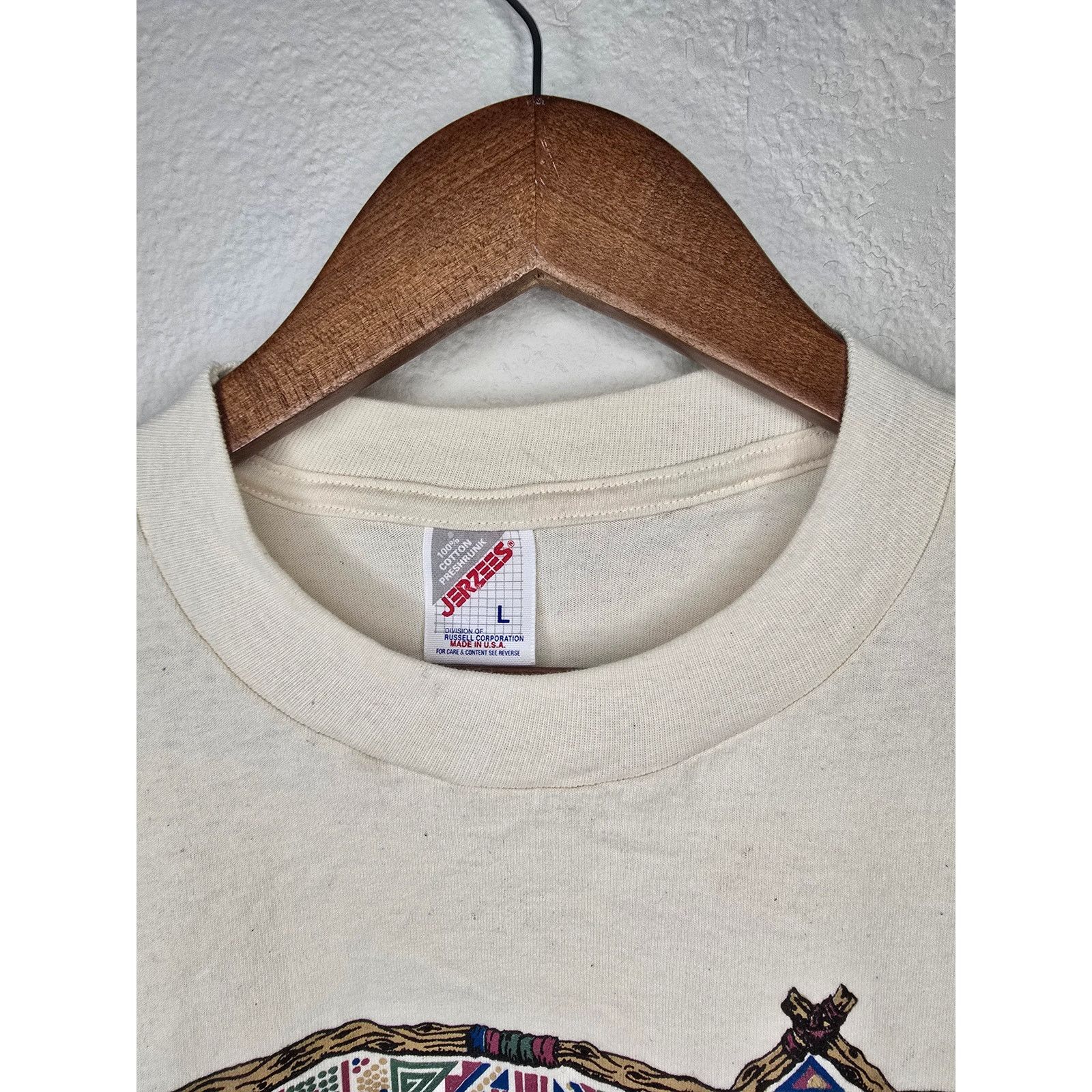 Jerzees × Vintage Vintage Gatlinburg Shirt Tribal Art Outdoor Elk Cream L Tee Size US L / EU 52-54 / 3 - 5 Thumbnail